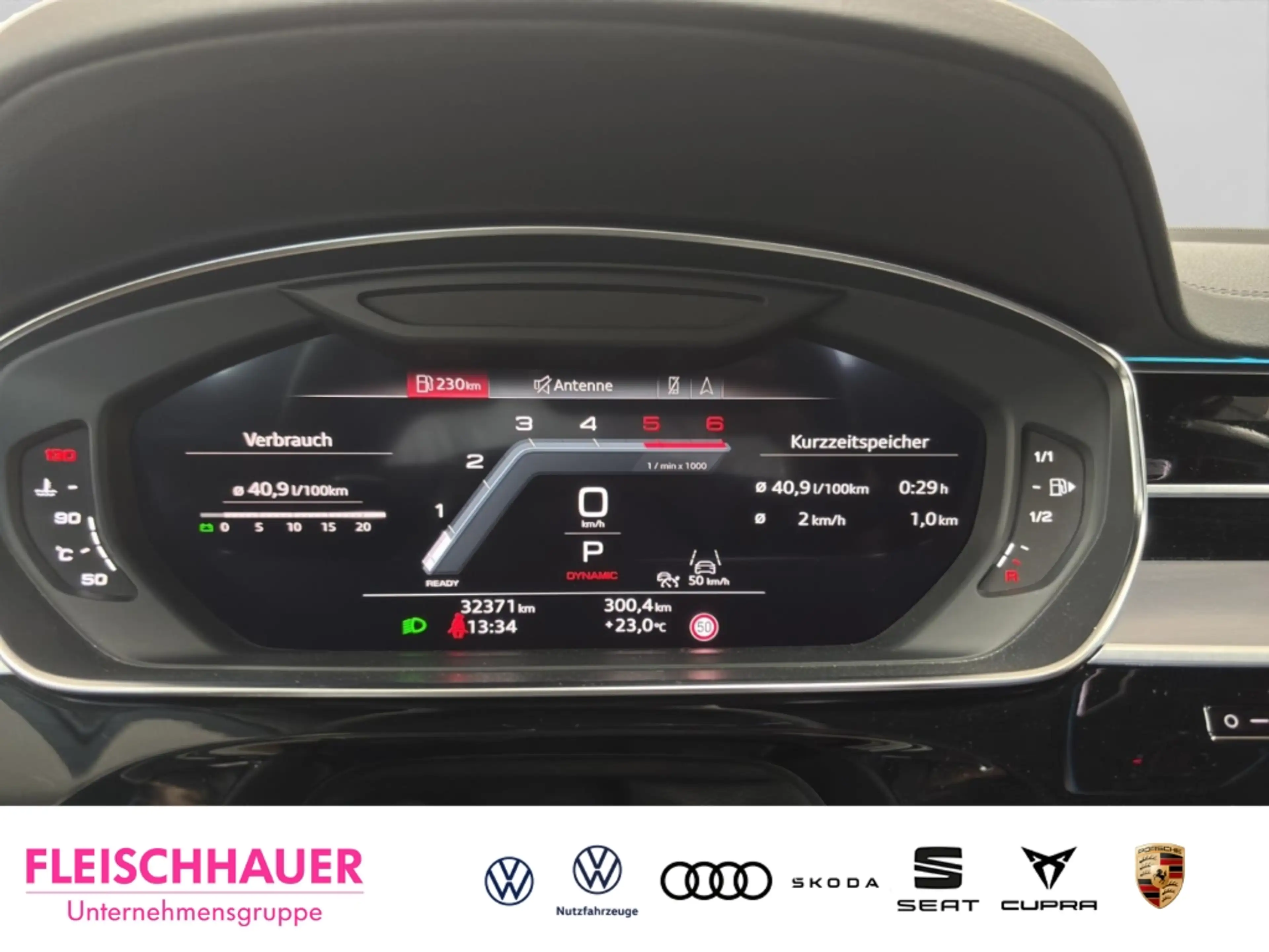 Audi A8 50 quattro s-line P-Dach B&O VC Assistenz-Paket pl — photo 12