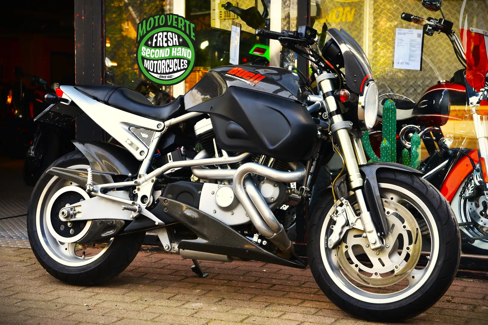Buell X1 MILLENIUM LIMITED EDITION 556/800 ***MOTO VERTE*** Negru - 1