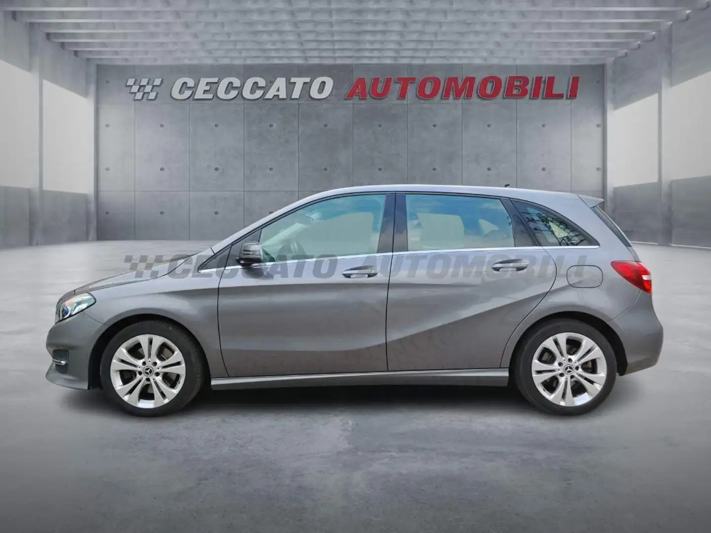 Mercedes-Benz B 250 B 250 Sport Grau - 2