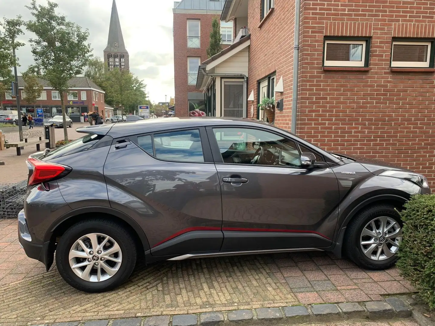 Toyota C-HR C-HR 1.8 Hybrid Dynamic Gri - 1