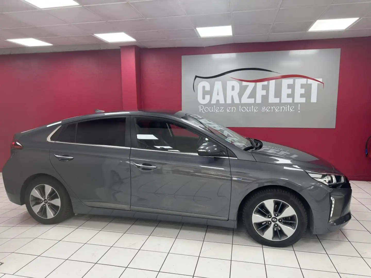 Hyundai IONIQ BERLINE Plug-in 141ch EXECUTIVE/ 1 ERE MAIN/TVA RECUP Gris - 1
