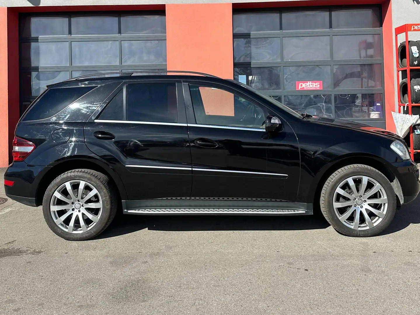 Mercedes-Benz ML 420 ML 420 CDI 4Matic (164.128) Schwarz - 2