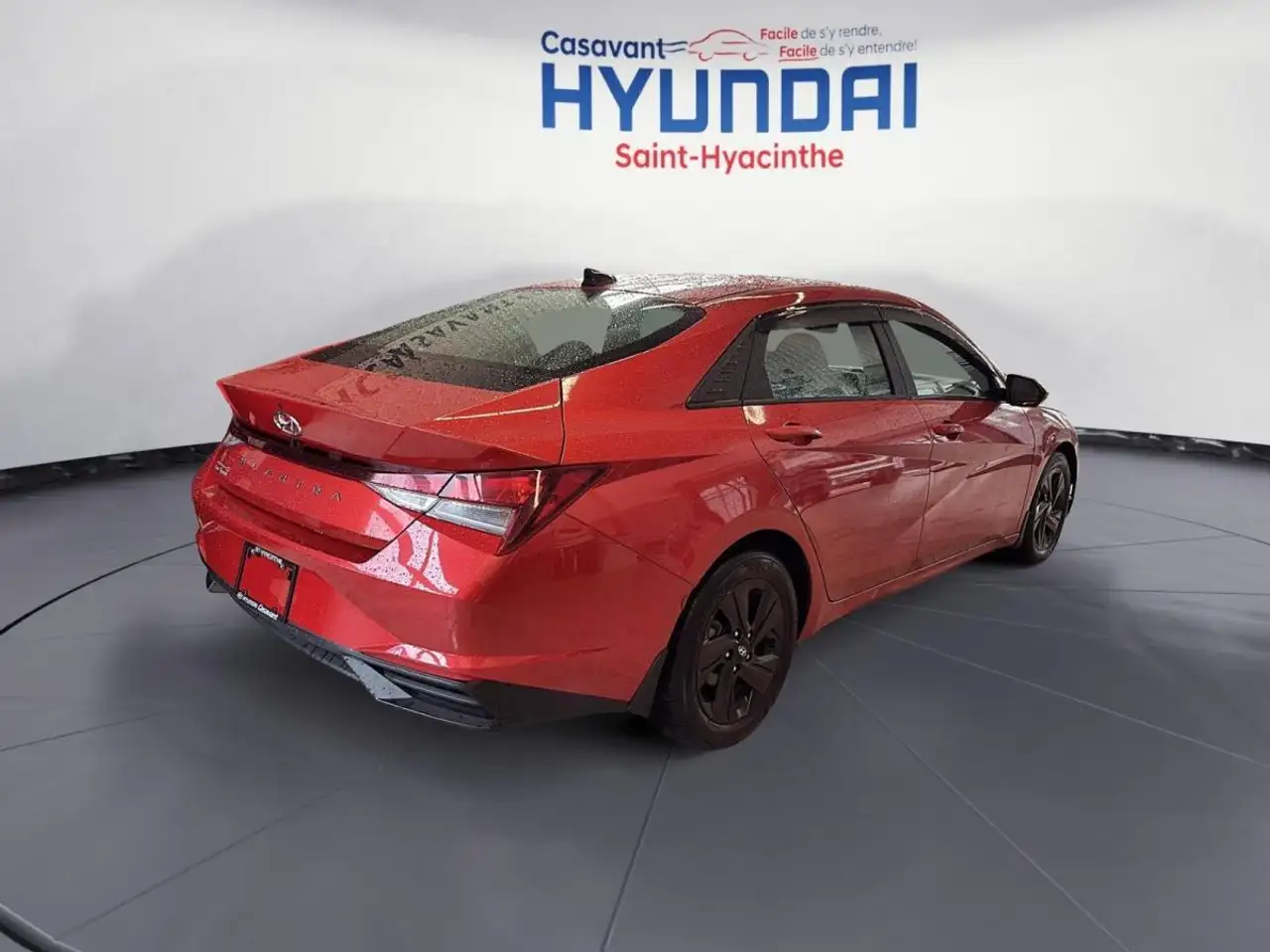 Hyundai ELANTRA снимка Hyundai ELANTRA