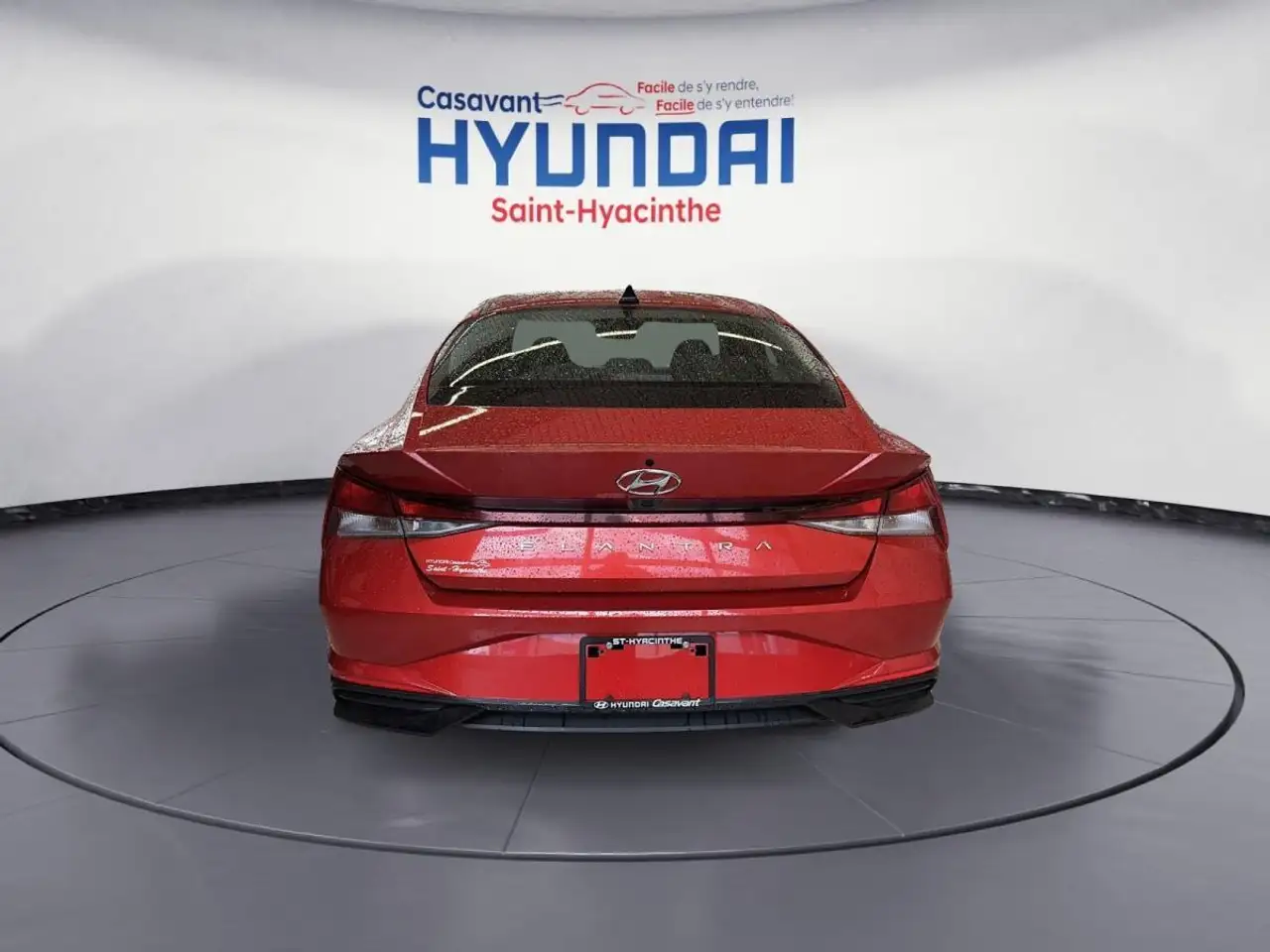 Hyundai ELANTRA снимка Hyundai ELANTRA
