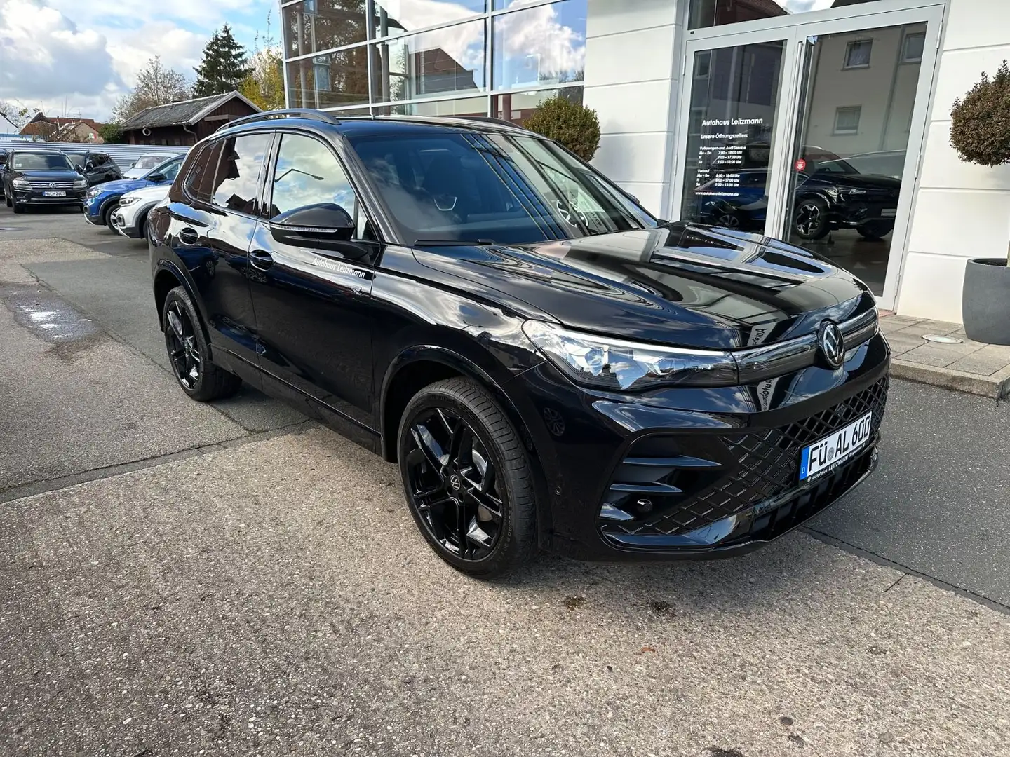 Volkswagen Tiguan 2.0 TDI 142 kW 4Motion R-Line,Black Style Nero - 2