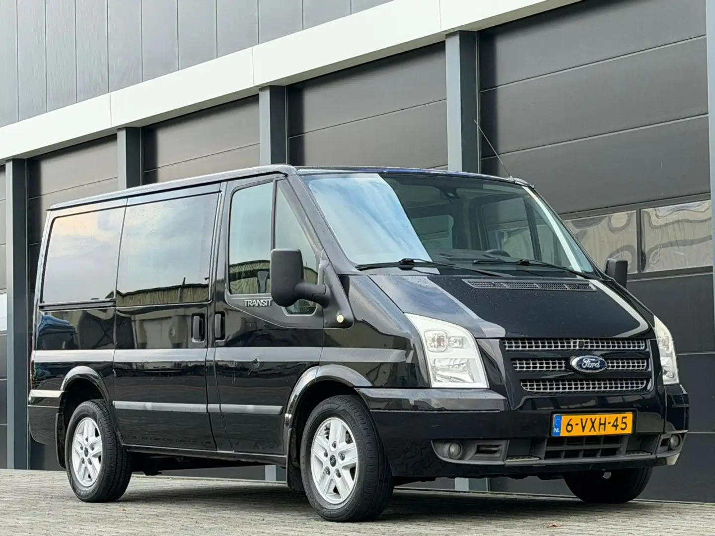 Ford Transit 2.2 TDCI Navi Camera DC 5-PERS * MARGE * Zwart - 2