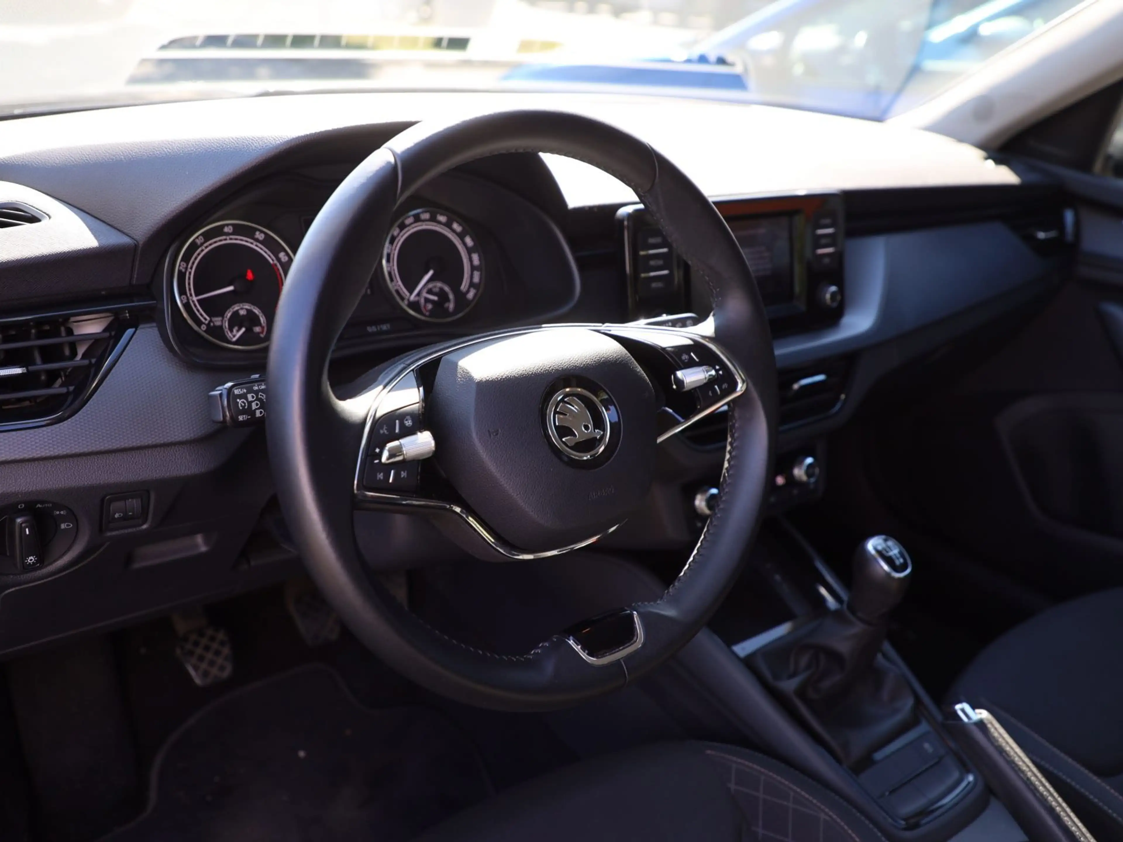 Skoda Kamiq Selection 1.0TSI EPH LED GRA — photo 13