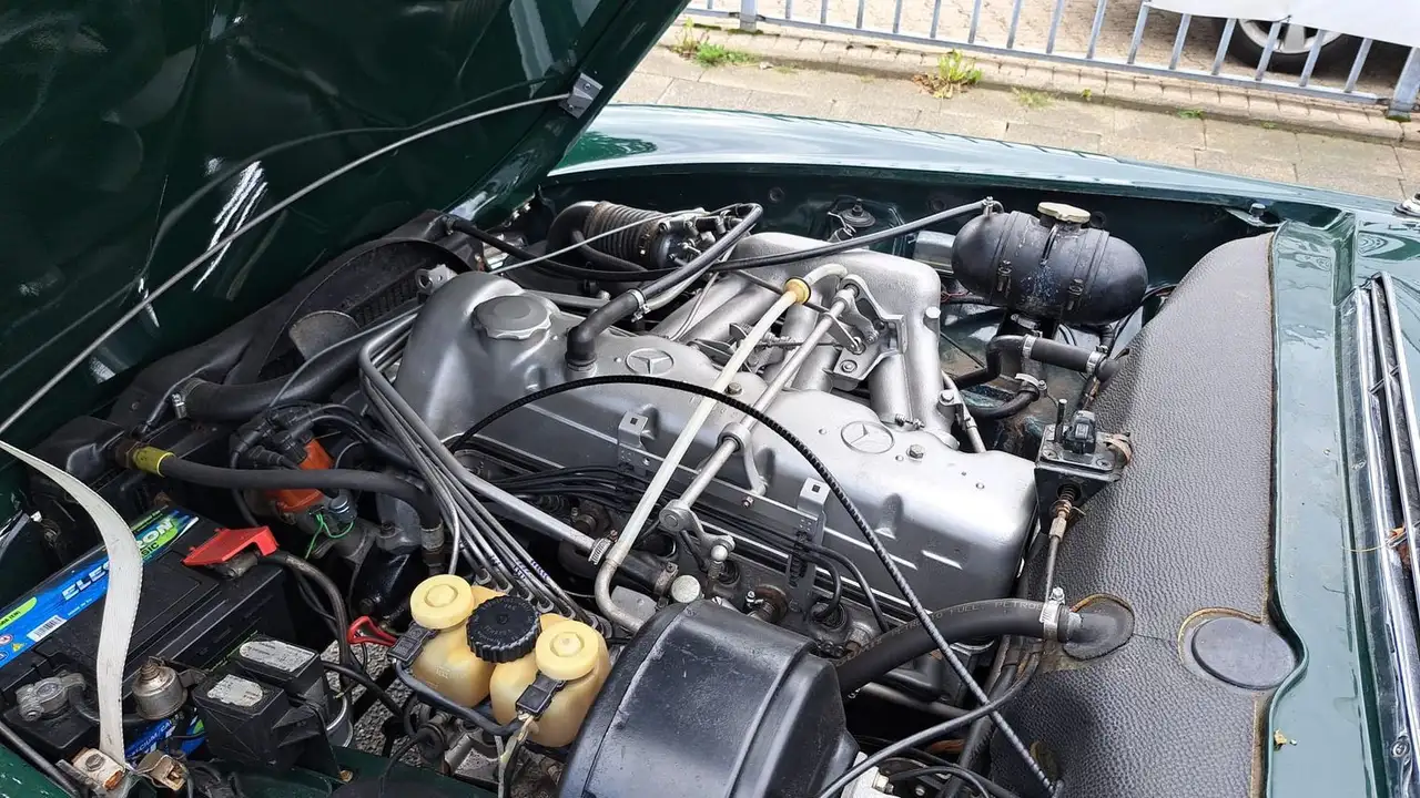 Mercedes-Benz SL 280, foto 12