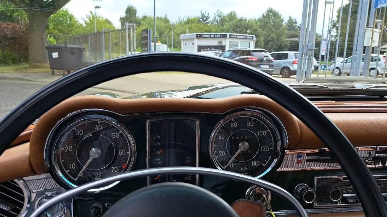 Mercedes-Benz SL 280, foto 10