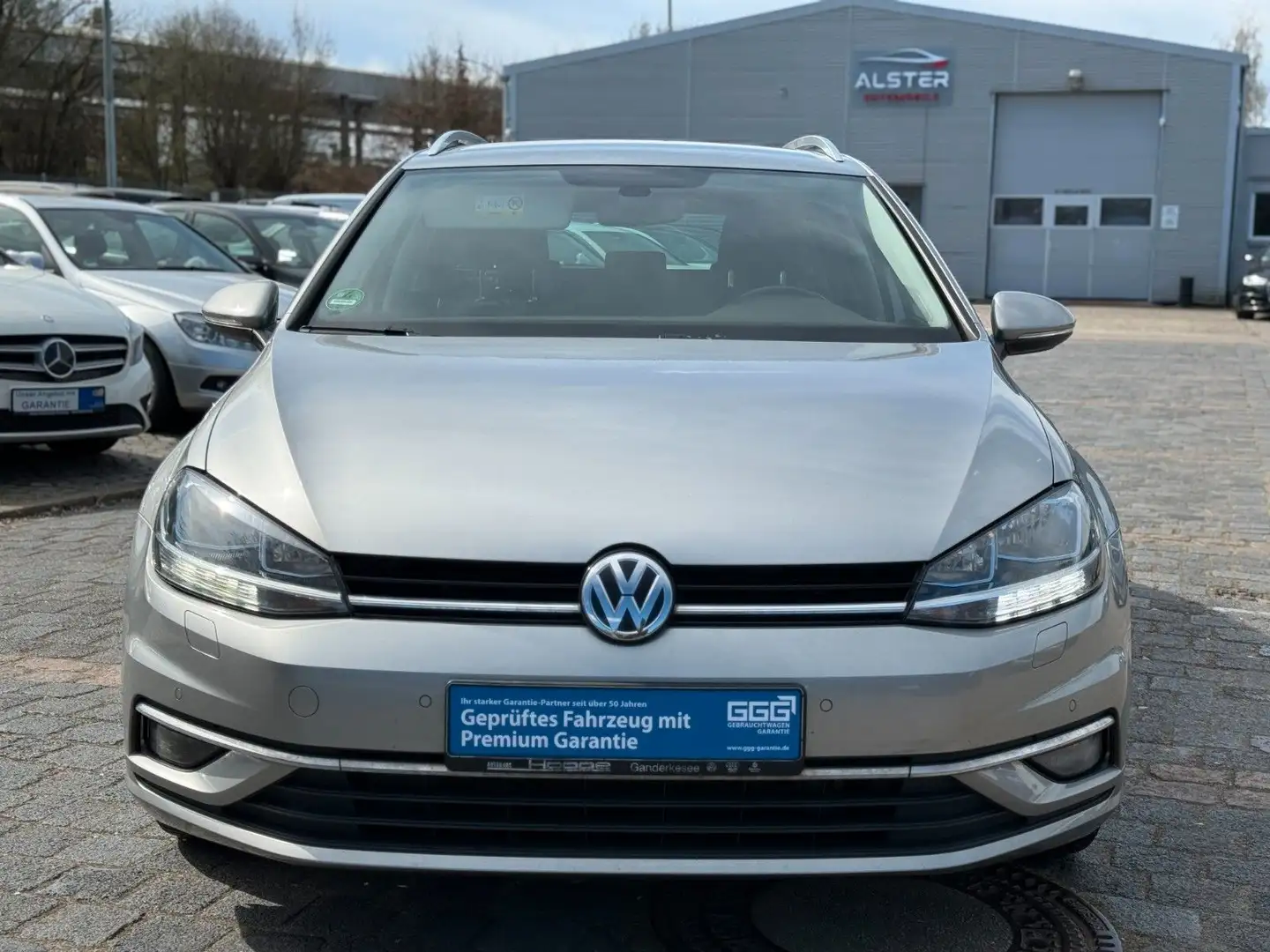 Volkswagen Golf VII Variant 2,0 Getriebefehler BMT Silber - 2