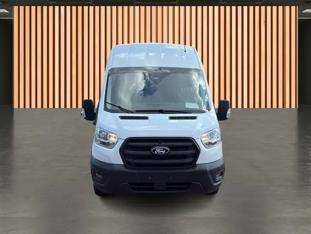 Ford Transit view 6