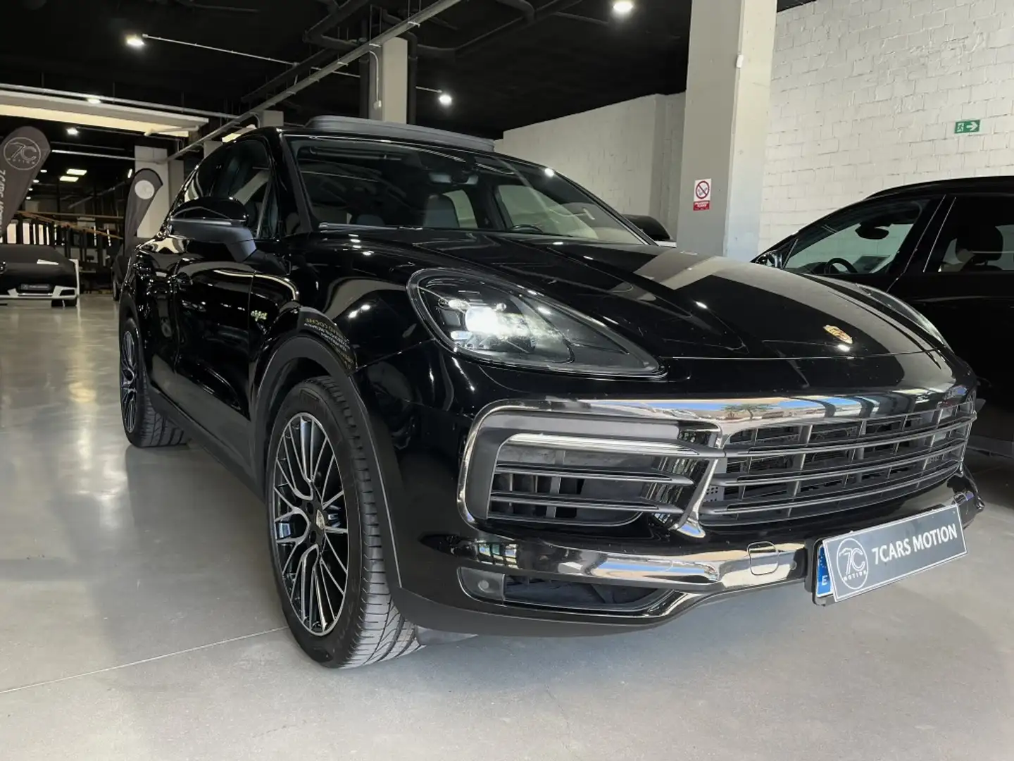 Porsche Cayenne E-Hybrid Aut. Negro - 1