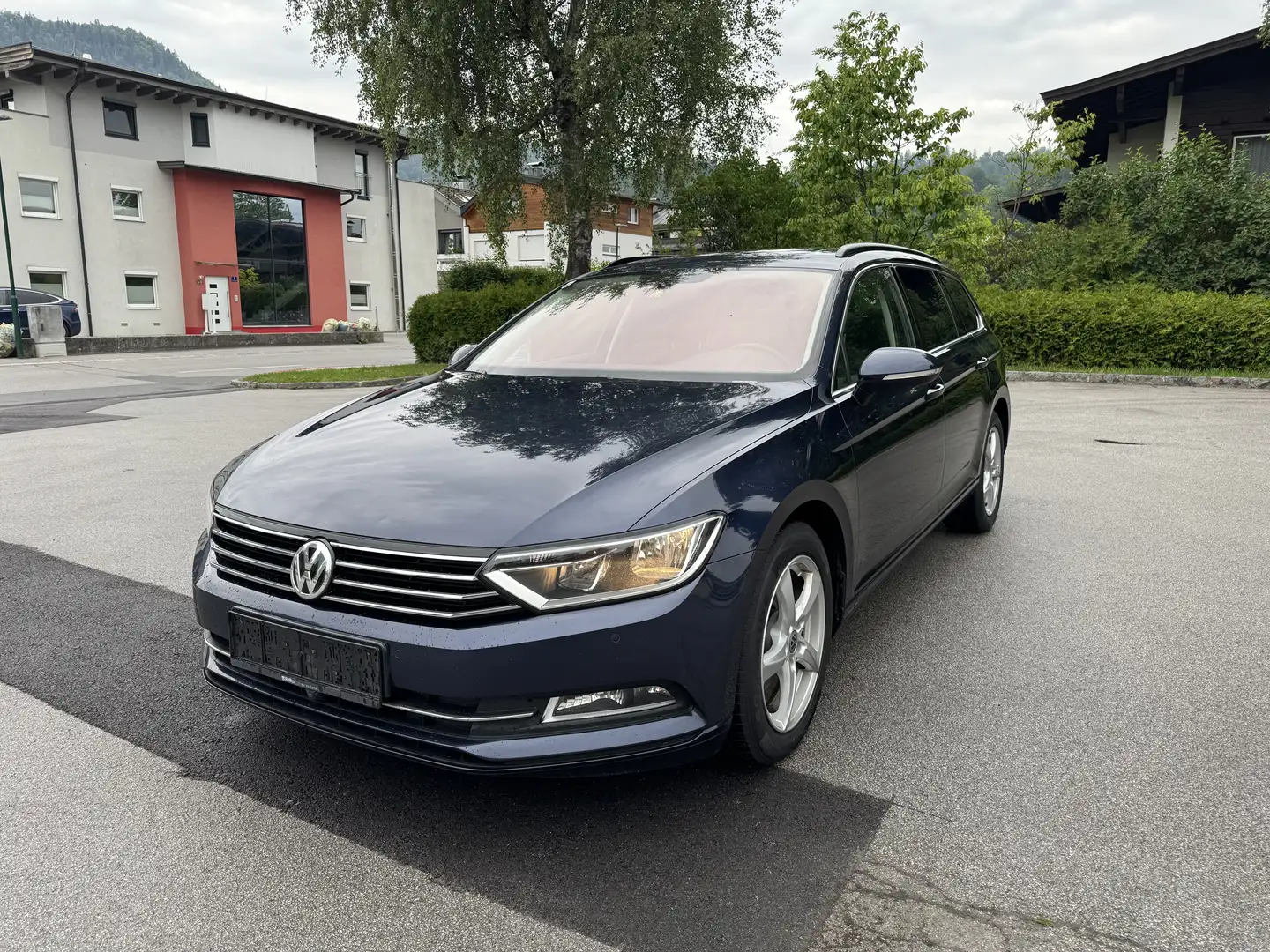 Volkswagen Passat Variant NEUES ARBÖ PICKERL - 1
