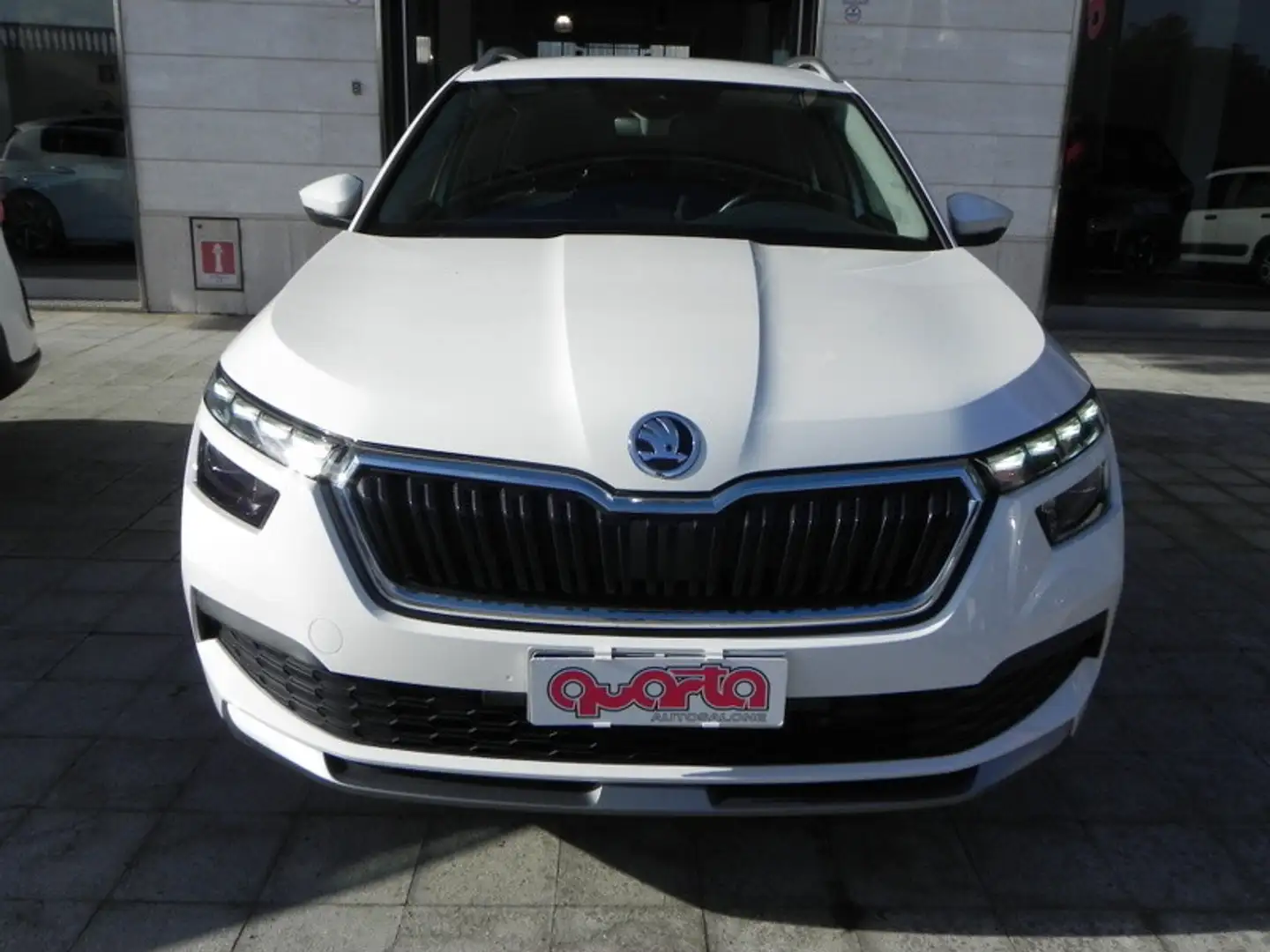 Skoda Kamiq Kamiq 1.0 TSI 110 CV DSG Style Bianco - 2