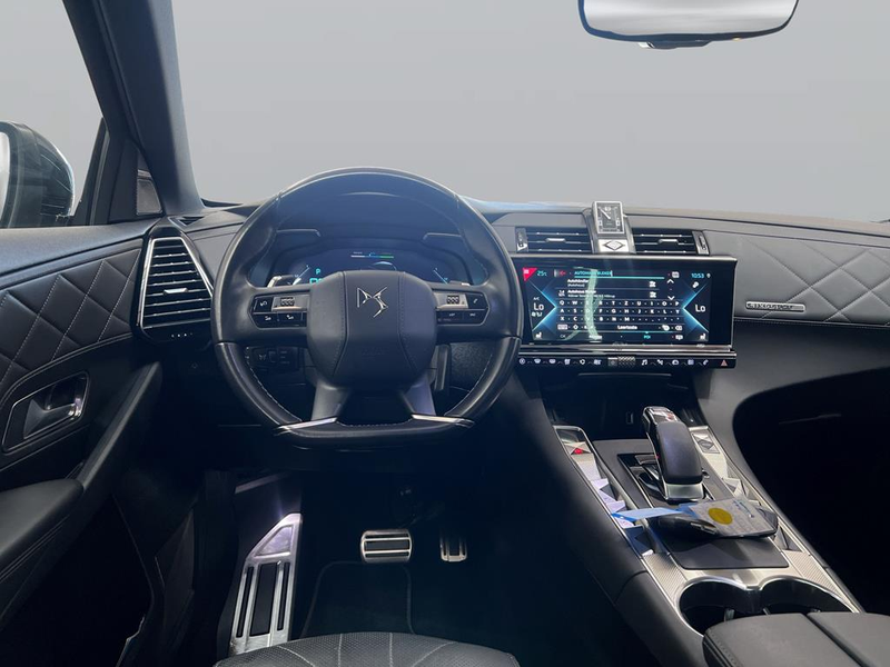 DS Automobiles DS 7 Crossback Ligne Noire E-Tense 225 — photo 14