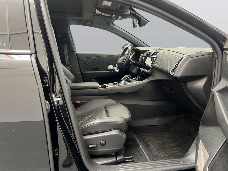 DS Automobiles DS 7 Crossback Ligne Noire E-Tense 225 — photo 12