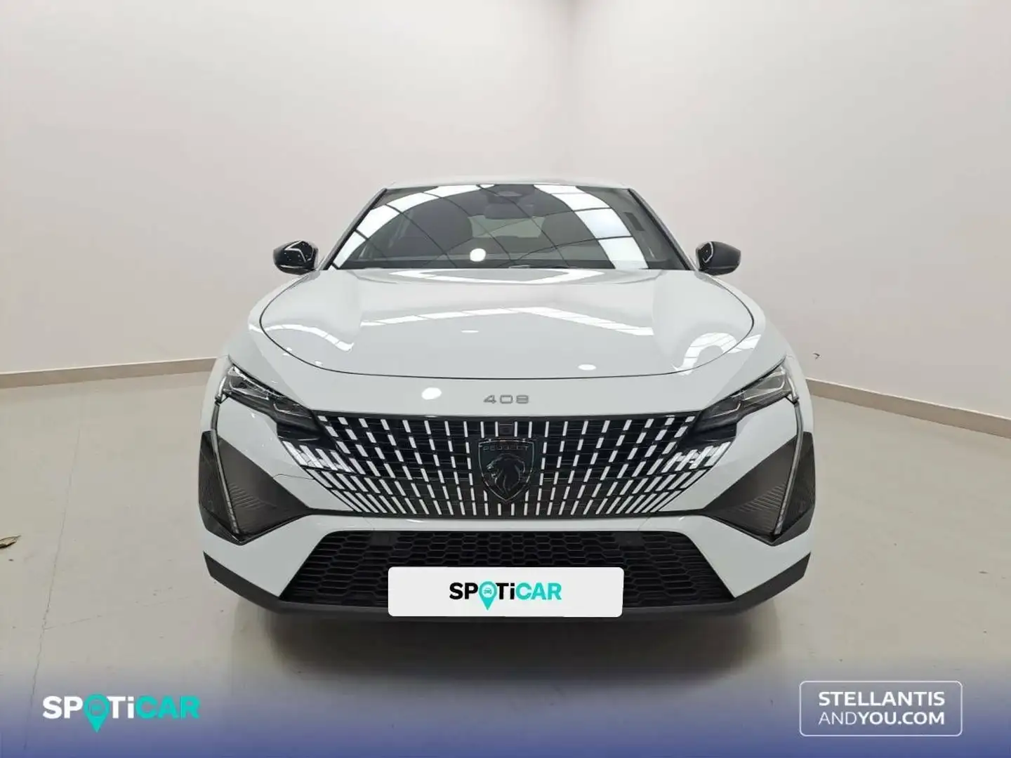 Peugeot 408 PHEV 180 e-EAT8 GT Bílá - 2