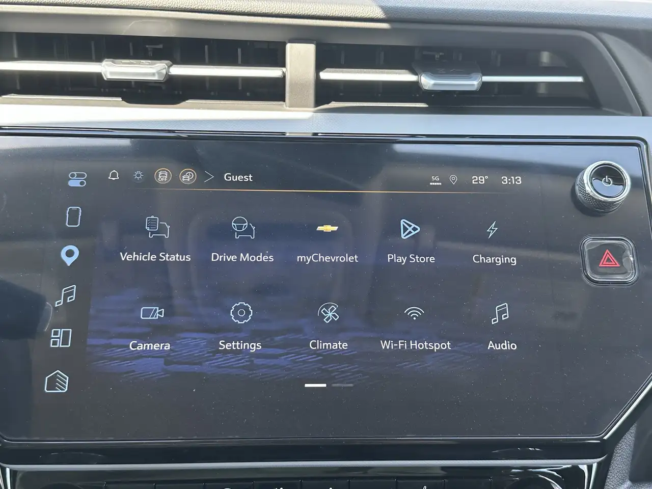 Chevrolet Bolt photo Chevrolet Bolt