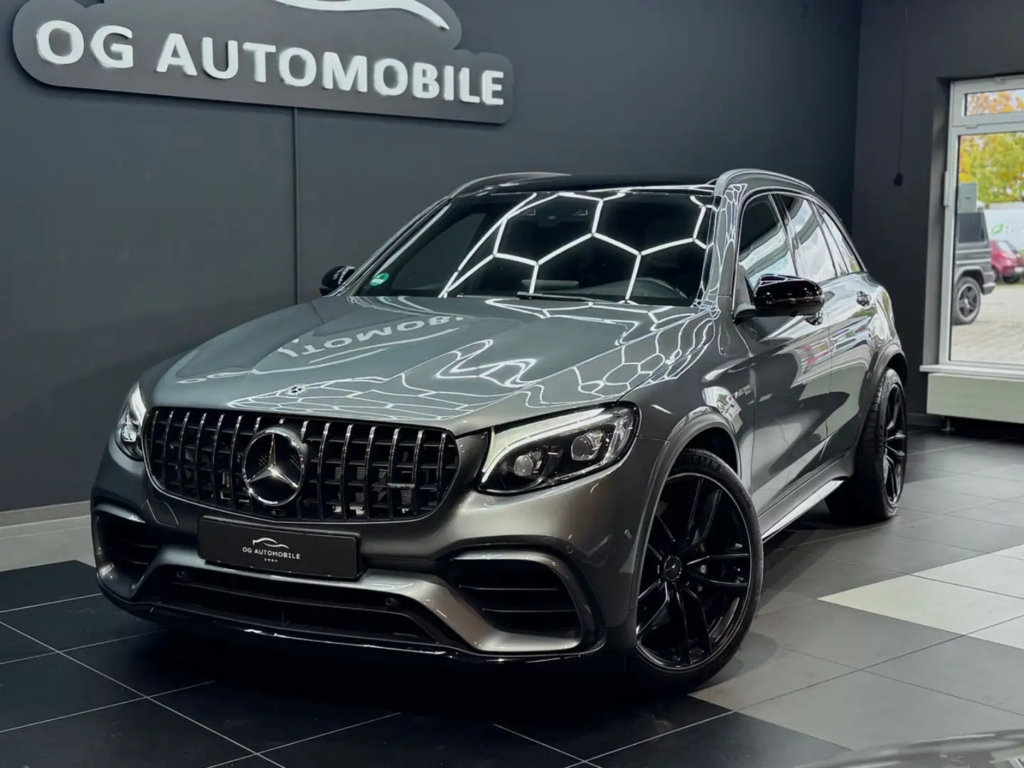 Mercedes-Benz GLC 63 AMG *NOOPF*PANO*360*HEADUP*AHK*AIRMATIC Gris - 1