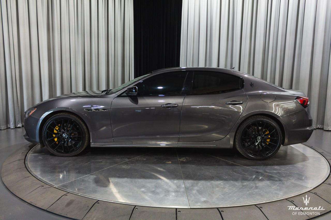 2022 Maserati Ghibli Modena Q4 — снимка 1