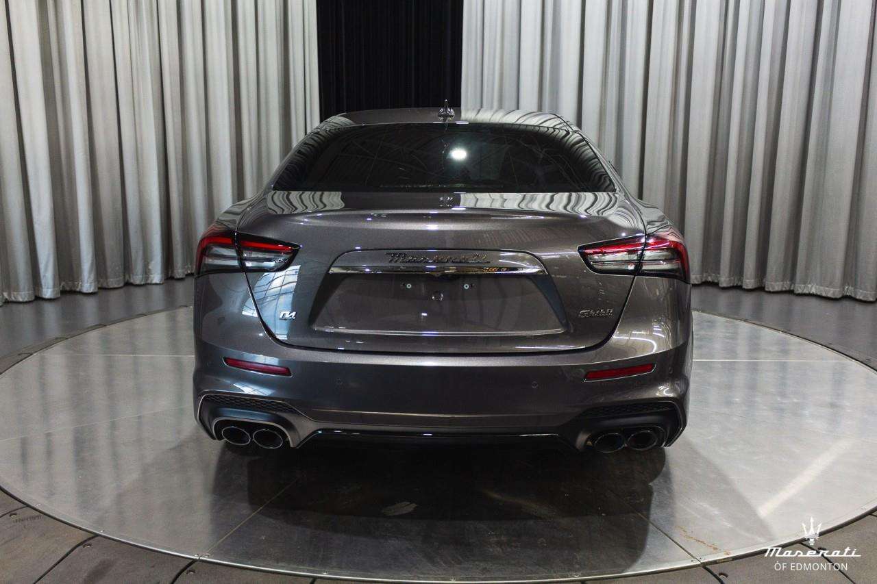 2022 Maserati Ghibli Modena Q4 — снимка 1