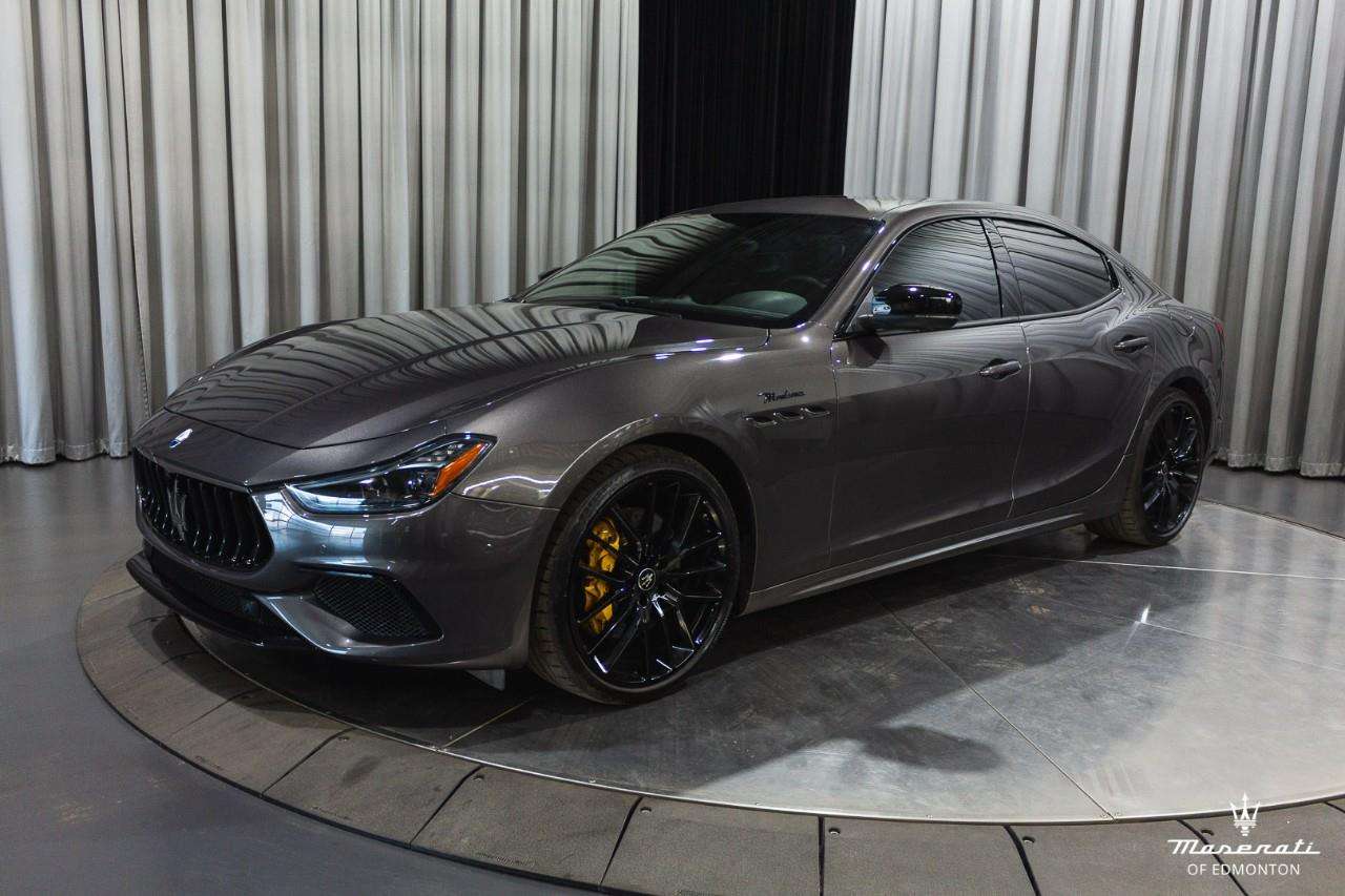 2022 Maserati Ghibli Modena Q4