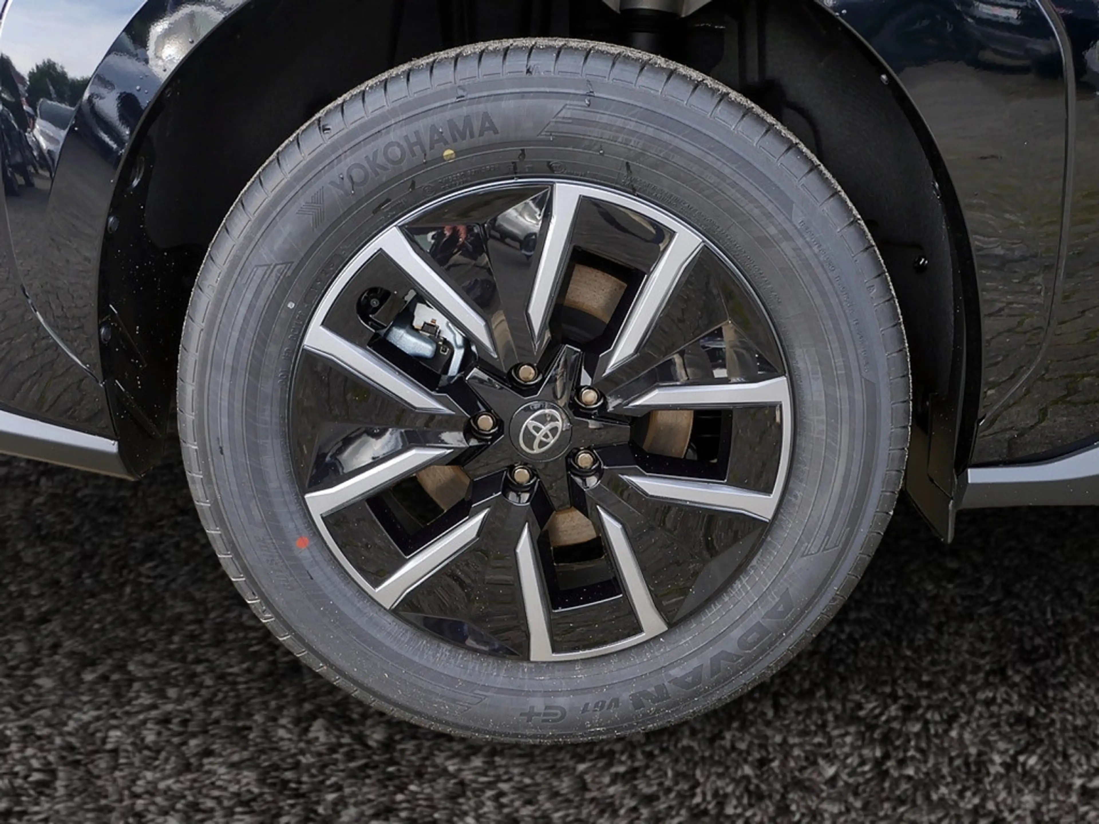 Toyota bZ4X FWD Teamplayer FACEL. MATRIX-LED 360° — photo 9