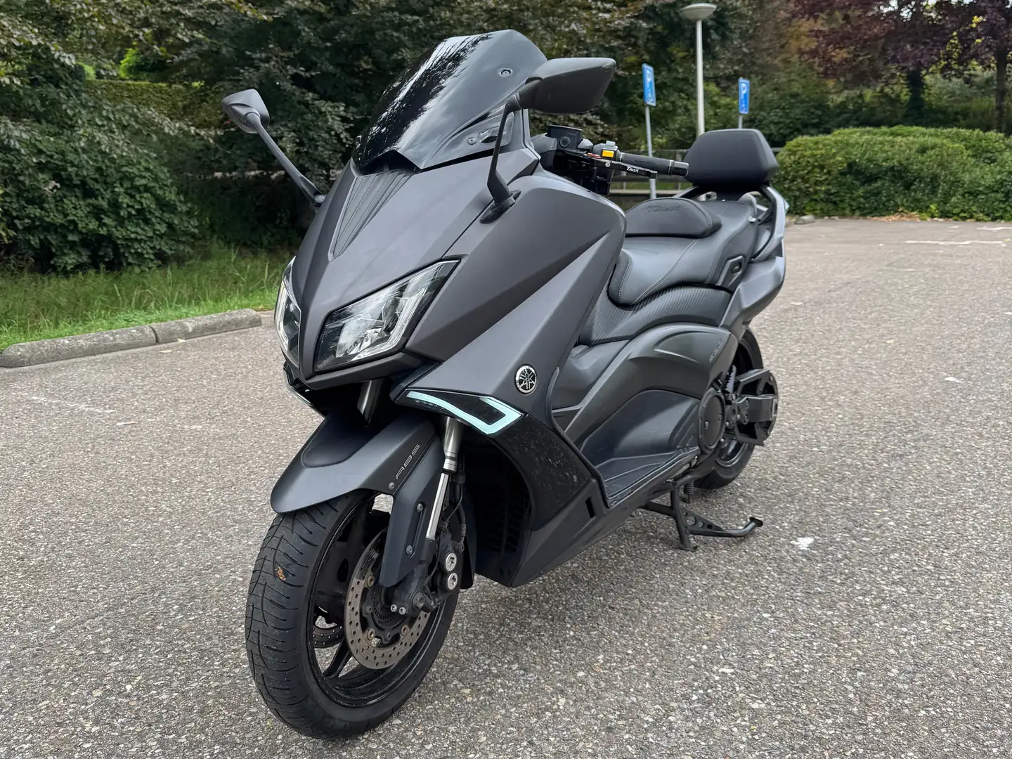 Yamaha TMAX 530 Grijs - 2