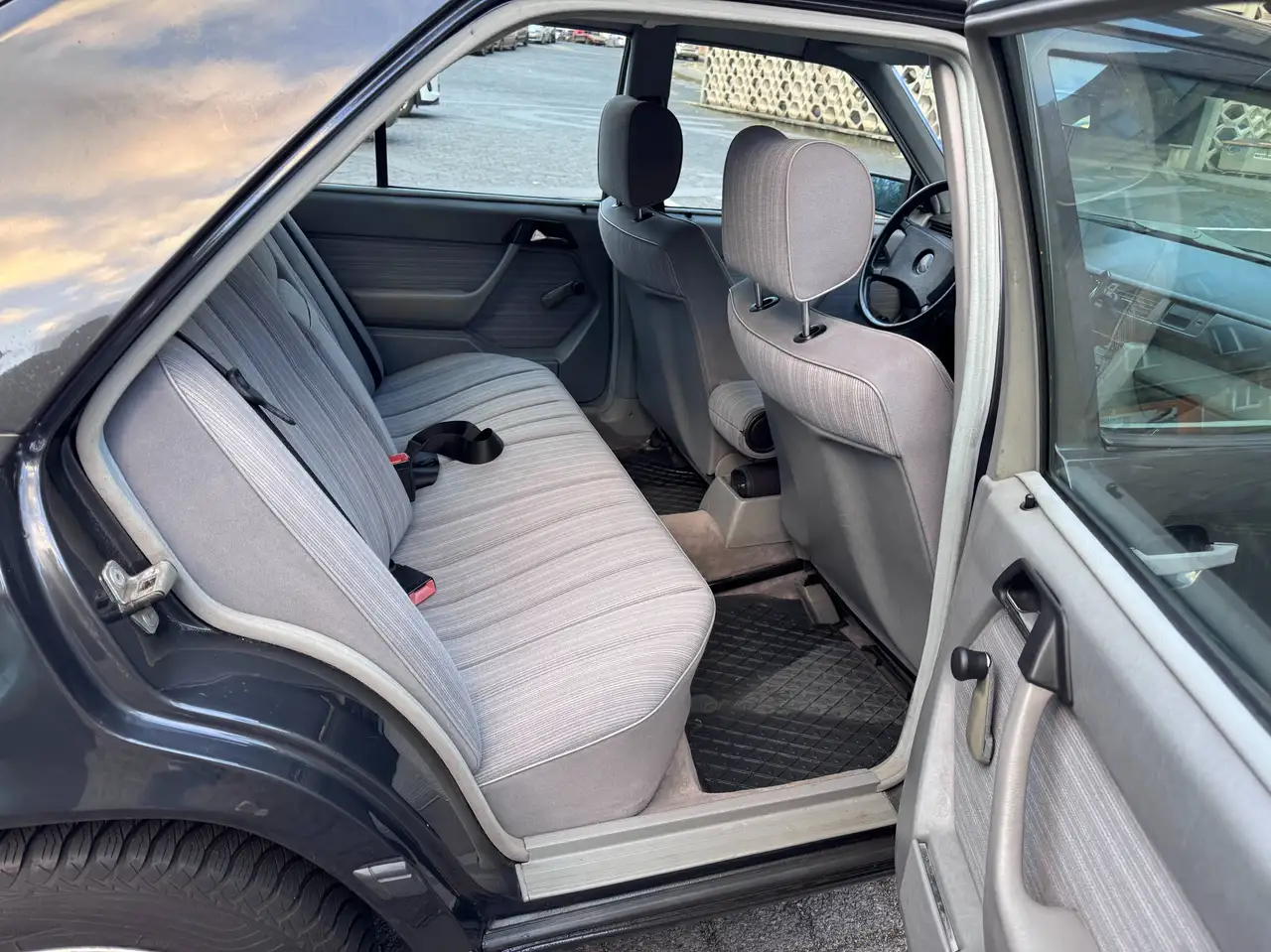 Mercedes-Benz E 230 230 E, foto 12
