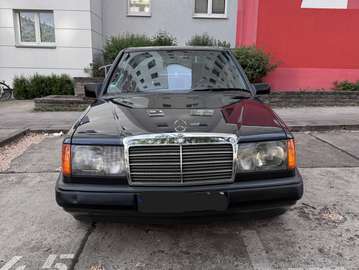 230 E