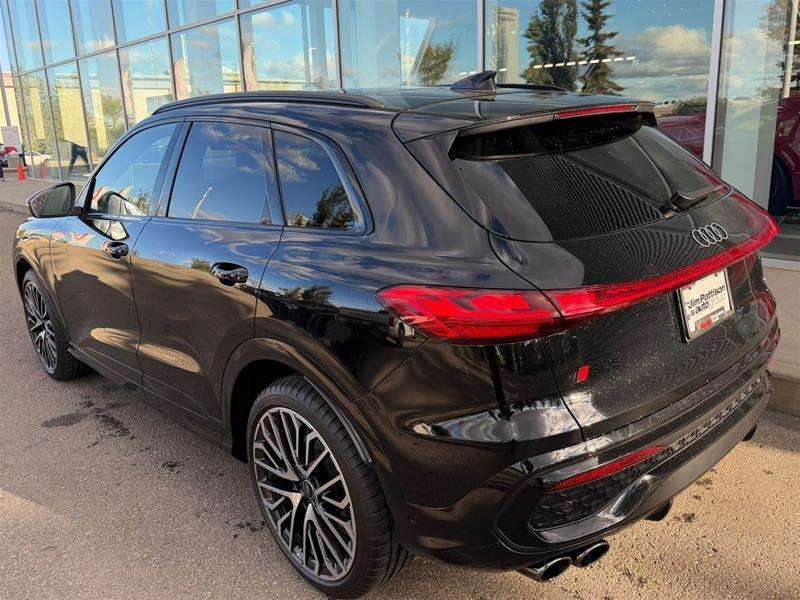 2025 Audi SQ5 Technik 3.0 TFSI quattro — photo 1