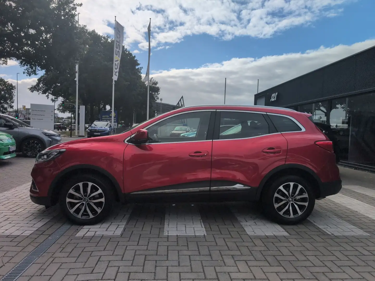 Renault Kadjar 1.3 TCe 140 EU6d Intens GPF Rot - 2