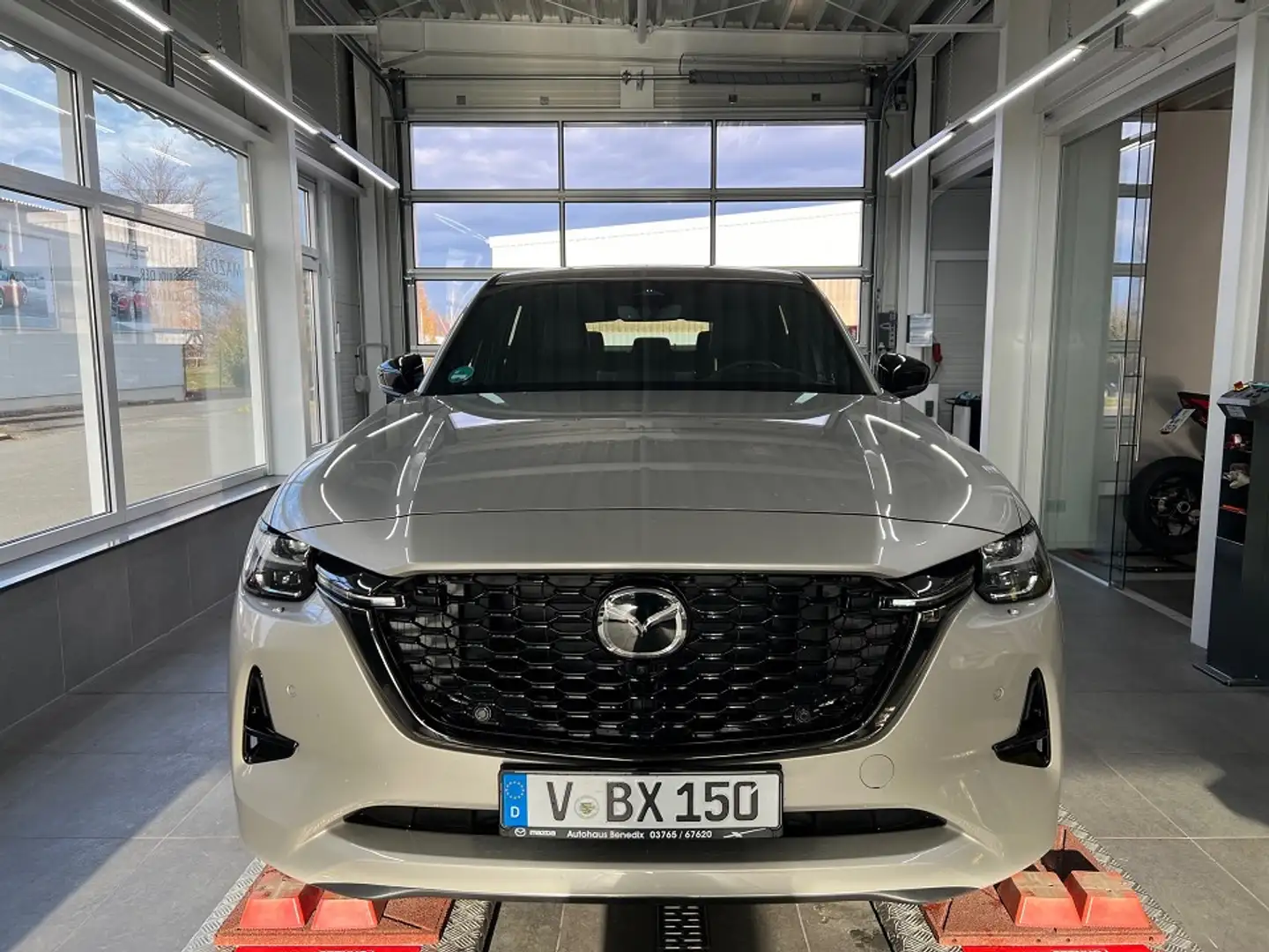 Mazda CX-60 3.3L e-SKYACTIV D 254ps 8AT AWD Homura COSO Silber - 2