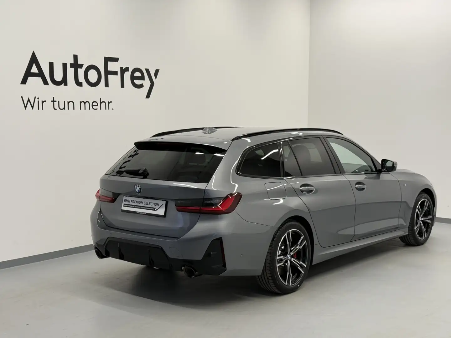 BMW 320 320d xDrive Grau - 2
