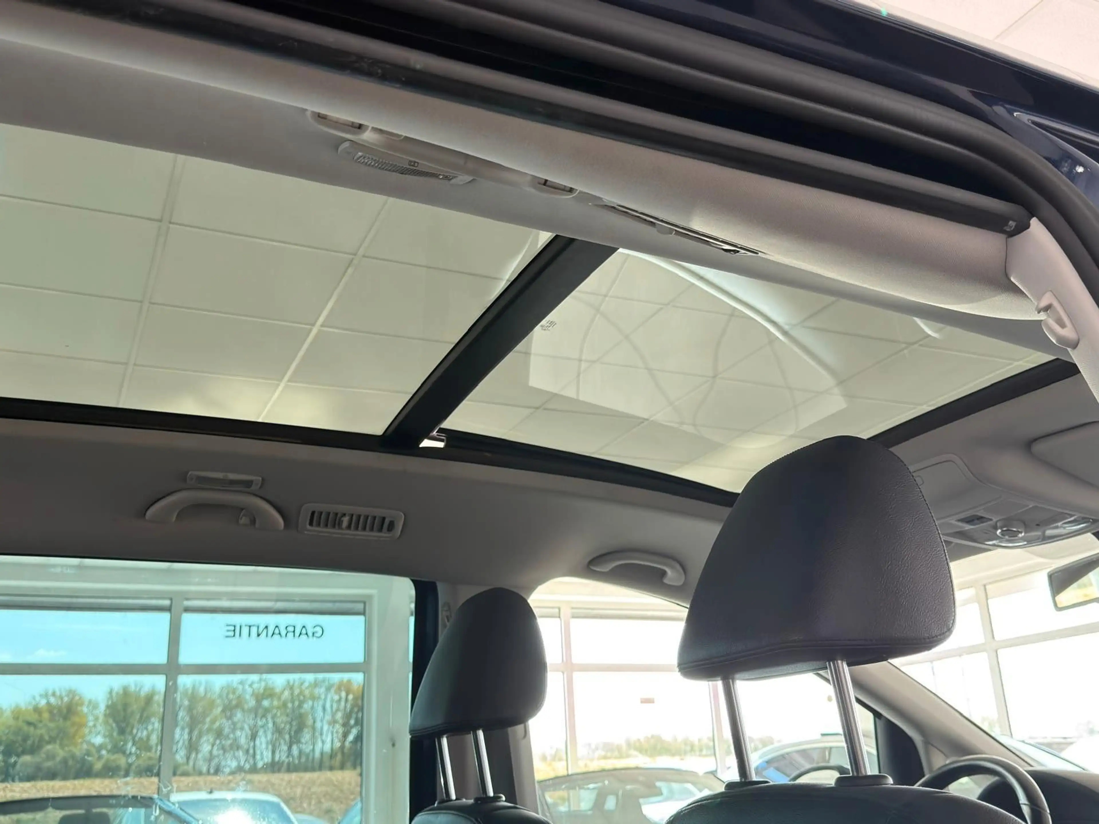 Volkswagen Sharan Highline+Bi-Xenon+7-Sitze+Kamera+EL-Türen — photo 11