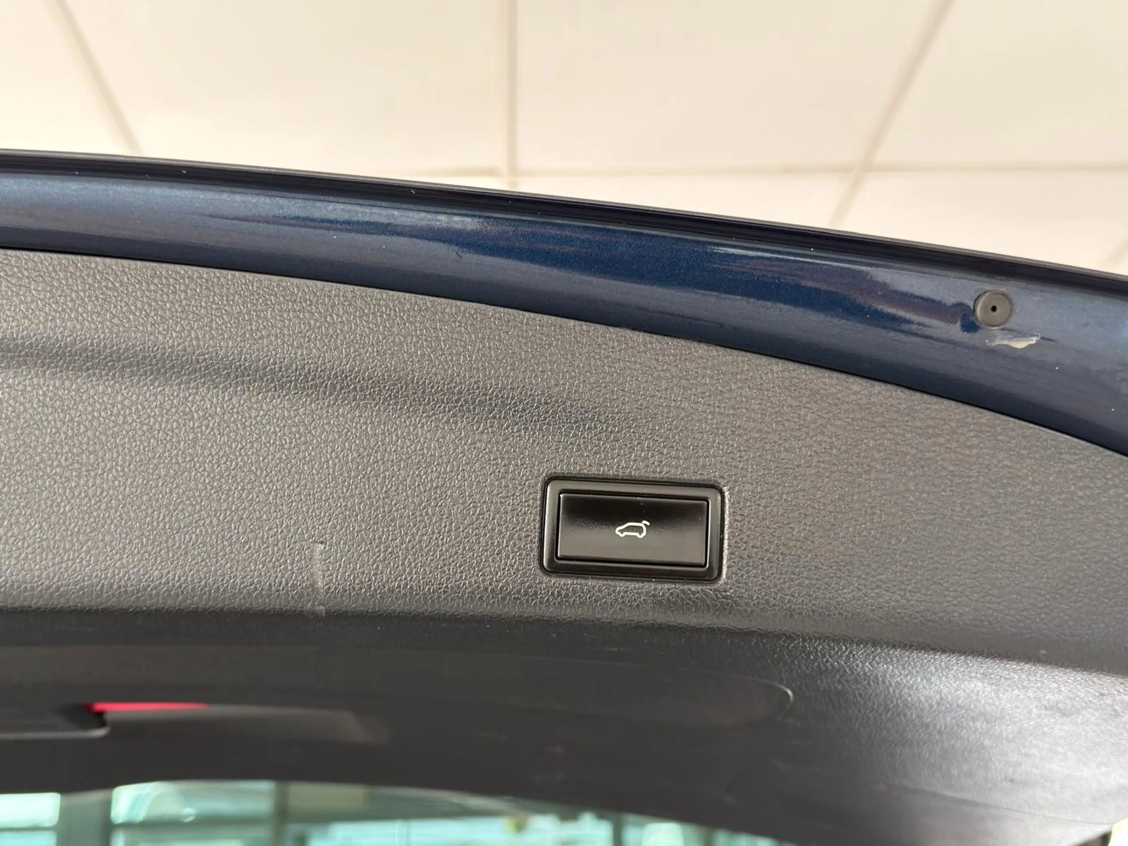 Volkswagen Sharan Highline+Bi-Xenon+7-Sitze+Kamera+EL-Türen — photo 7