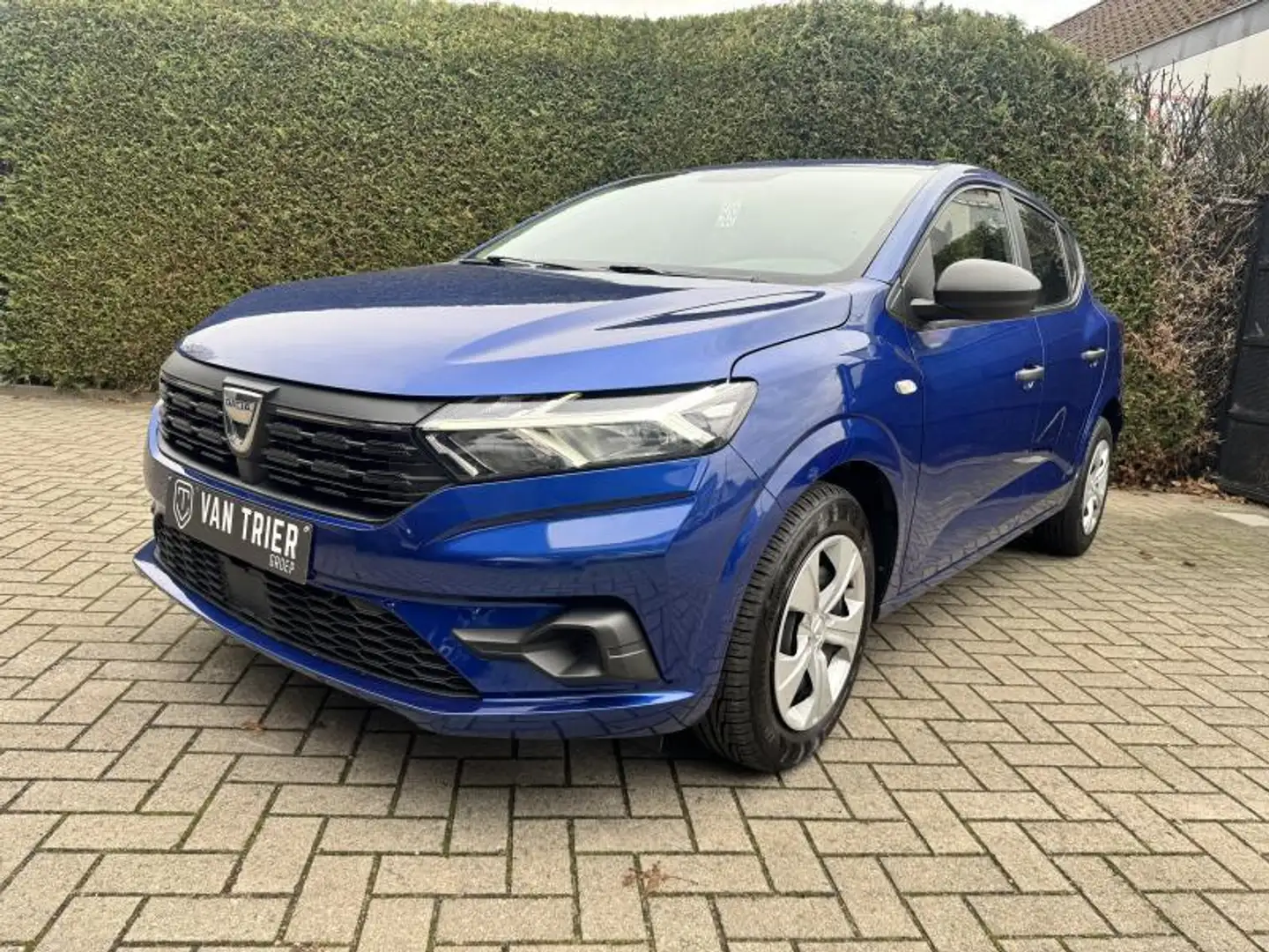 Dacia Sandero III Essential Bleu - 1
