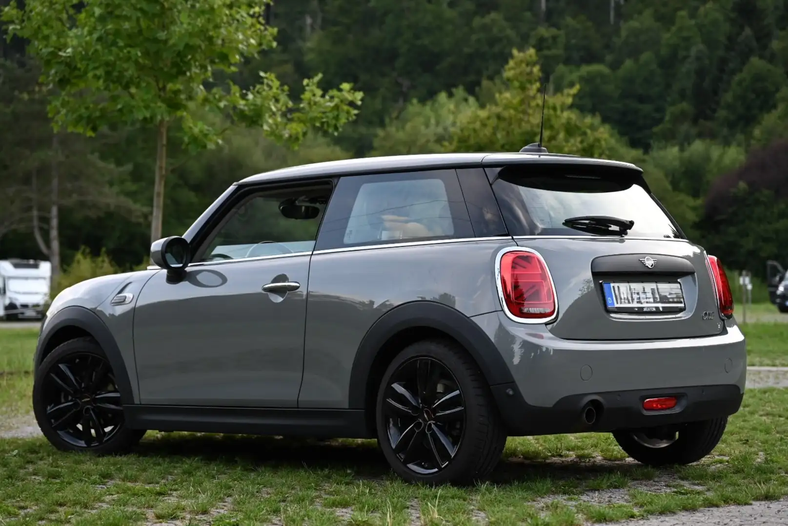 MINI One Mini One 1.5 3-trg Chili Paket Klimaaut. SHZ PDC Grau - 1