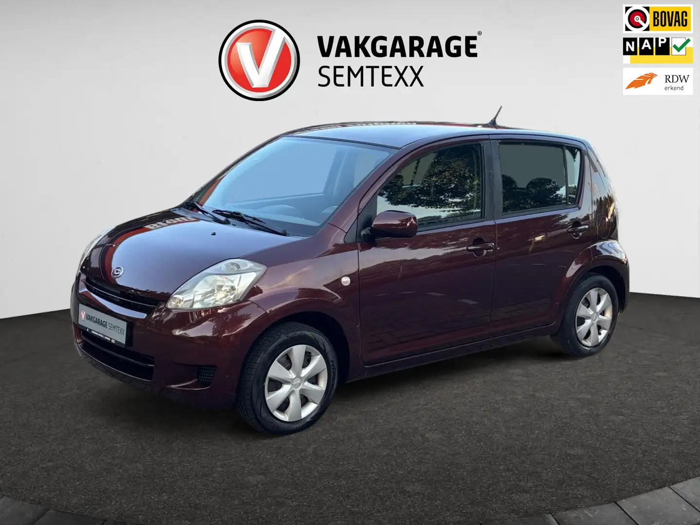 Daihatsu Sirion 2 1.0-12V Trend | Airco | Centrale Vergrendeling | Rood - 1