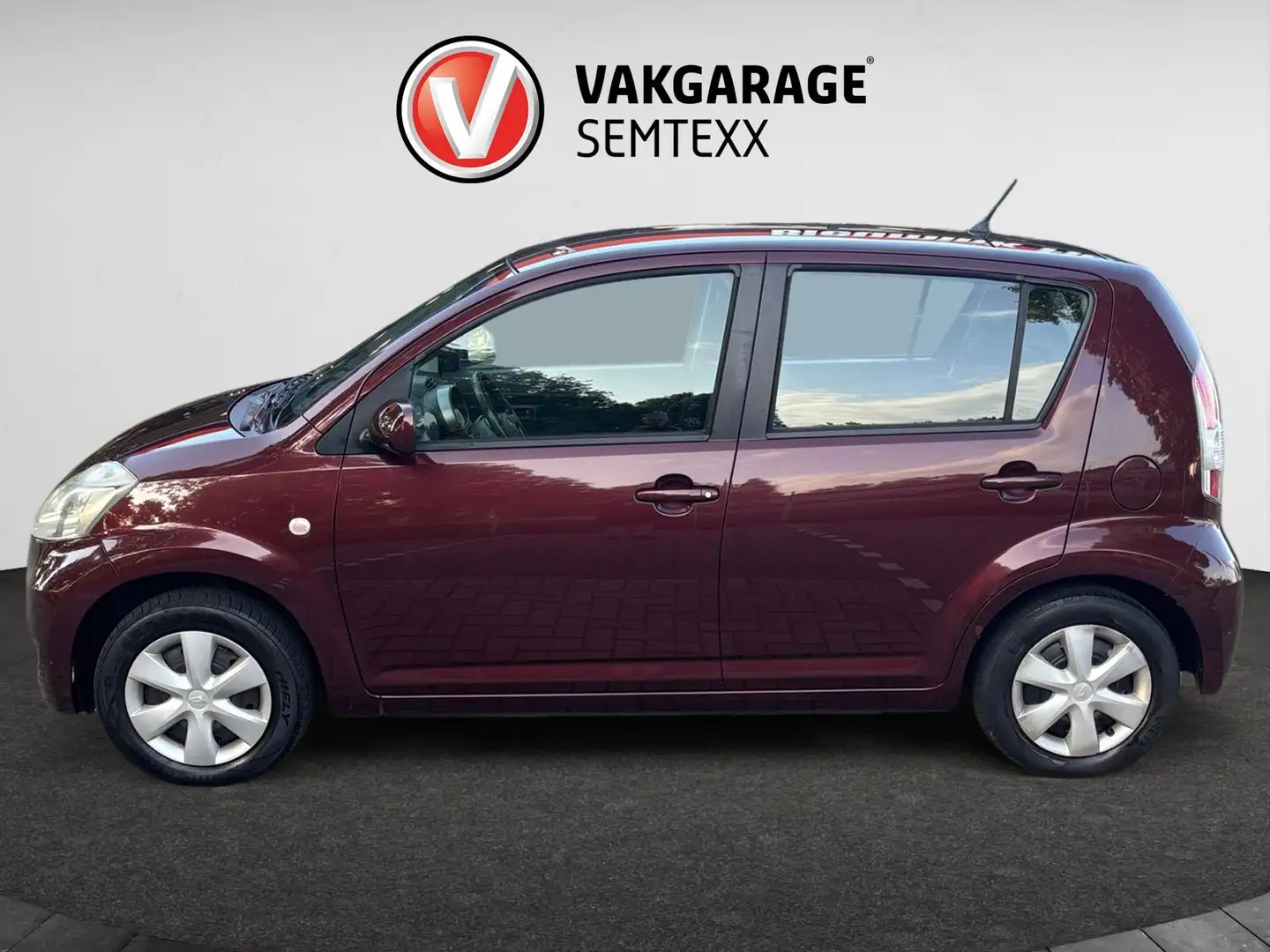 Daihatsu Sirion 2 1.0-12V Trend | Airco | Centrale Vergrendeling | Rood - 2