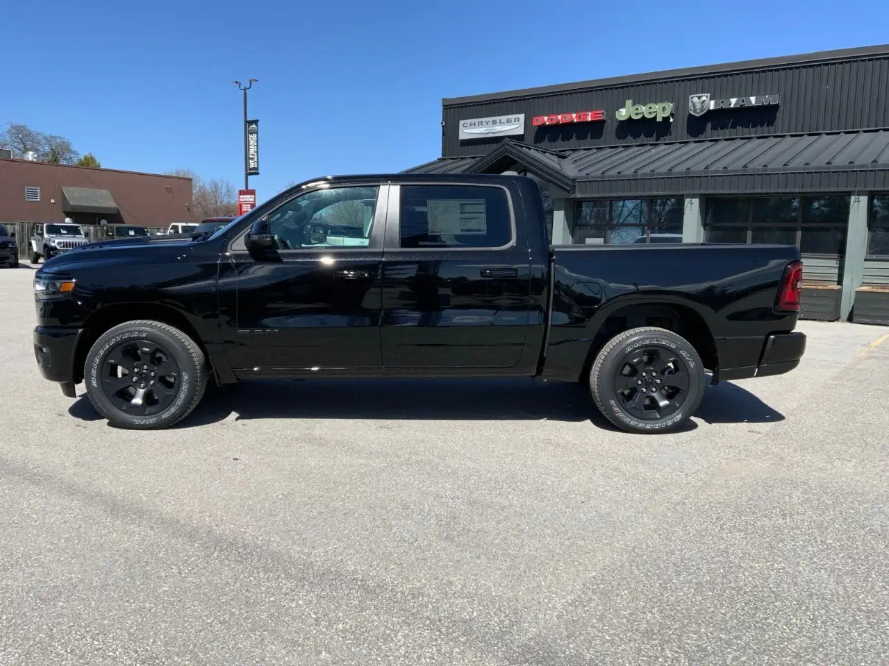 RAM 1500 снимка RAM 1500