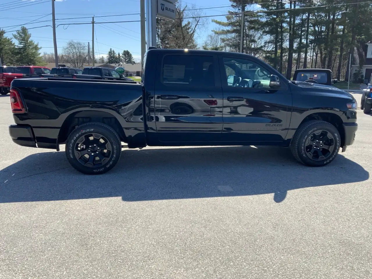 RAM 1500 снимка RAM 1500