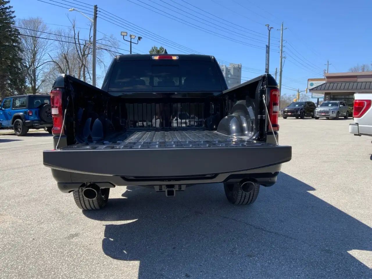 RAM 1500 снимка RAM 1500