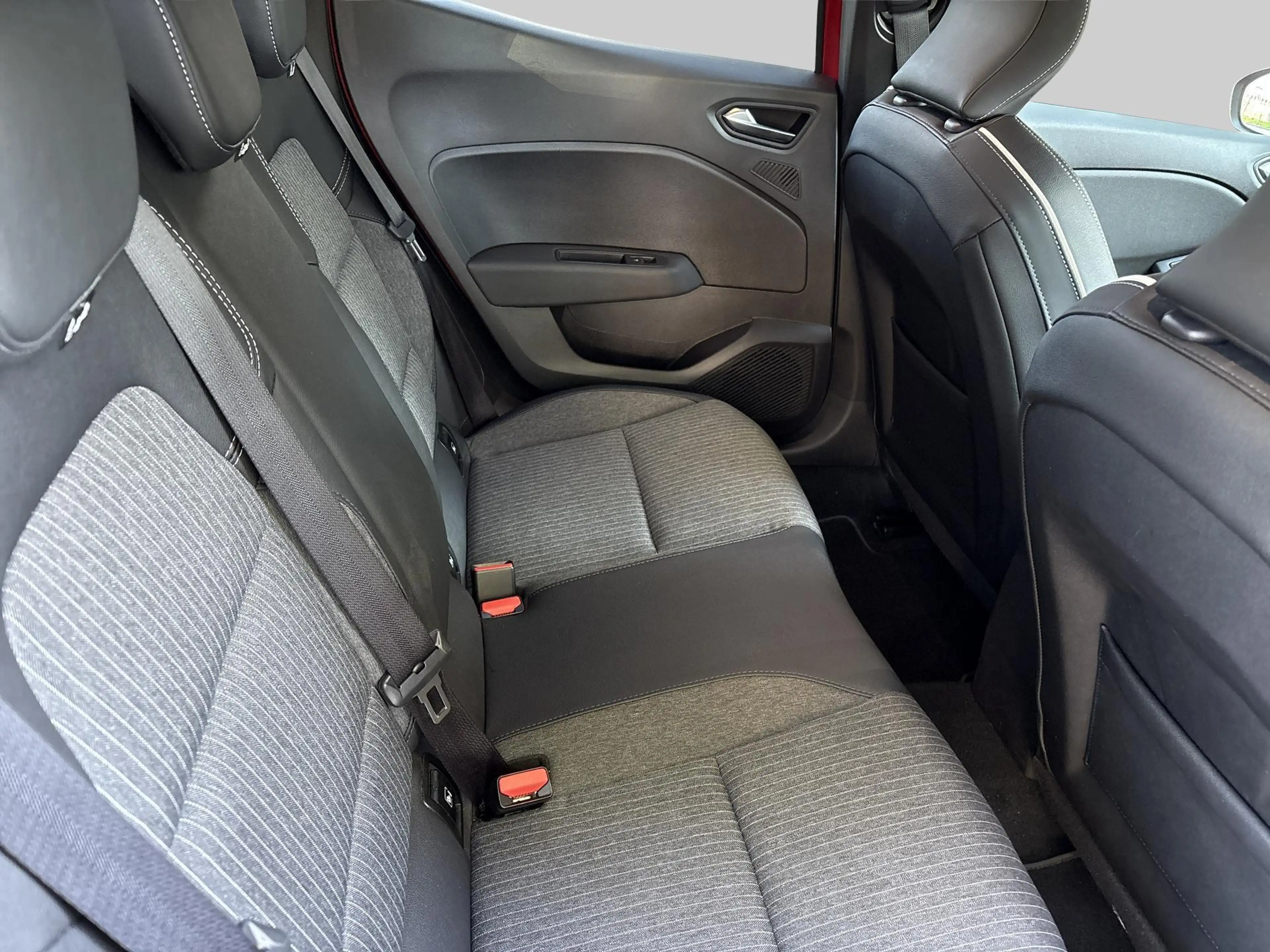 Mitsubishi Colt 1.0T MT Intense+ | Achteruitrijcamera | Cruise con — photo 14
