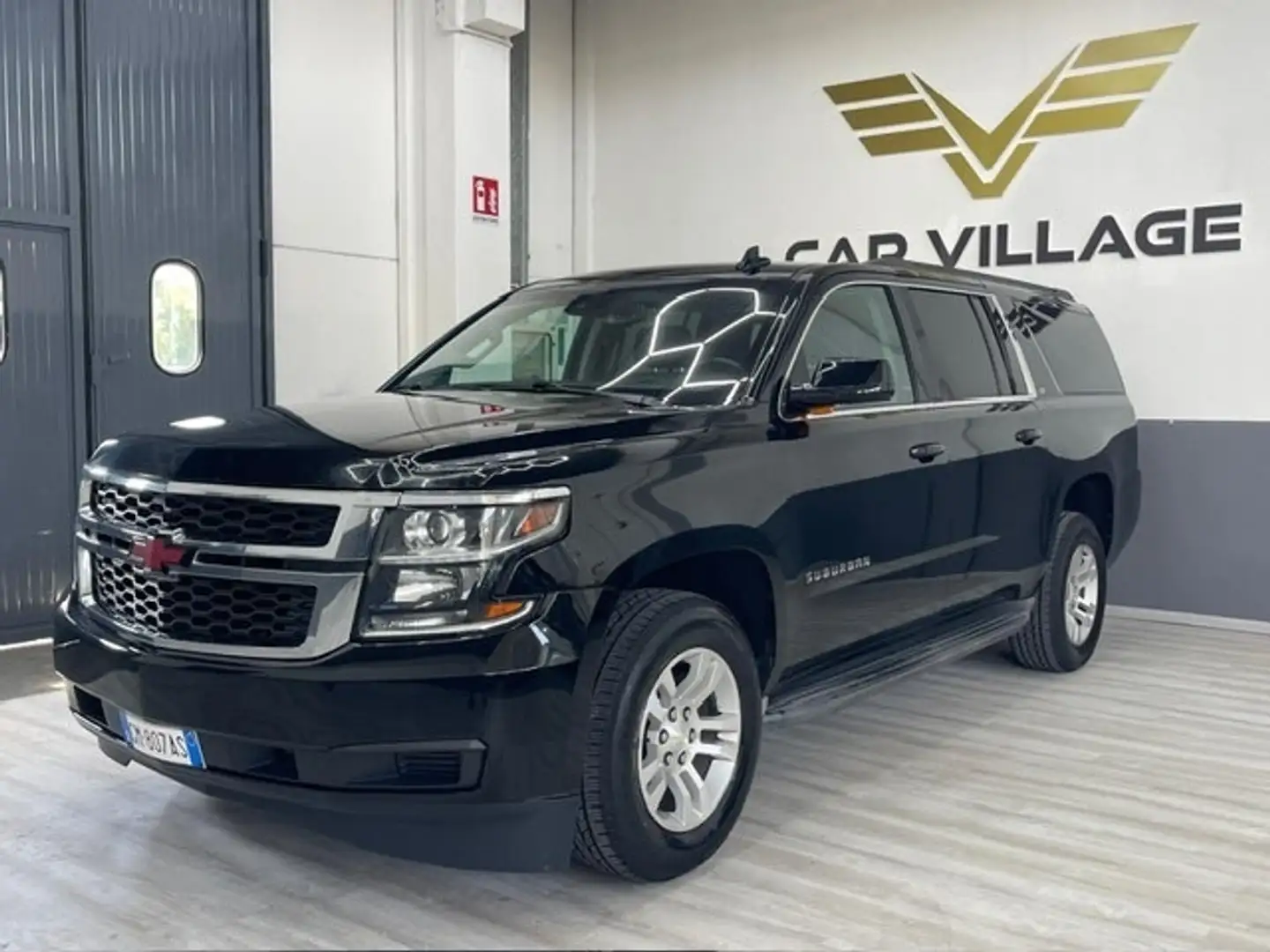 Chevrolet Suburban Ltz 8 posti magnetic ride iva esposta Negro - 2