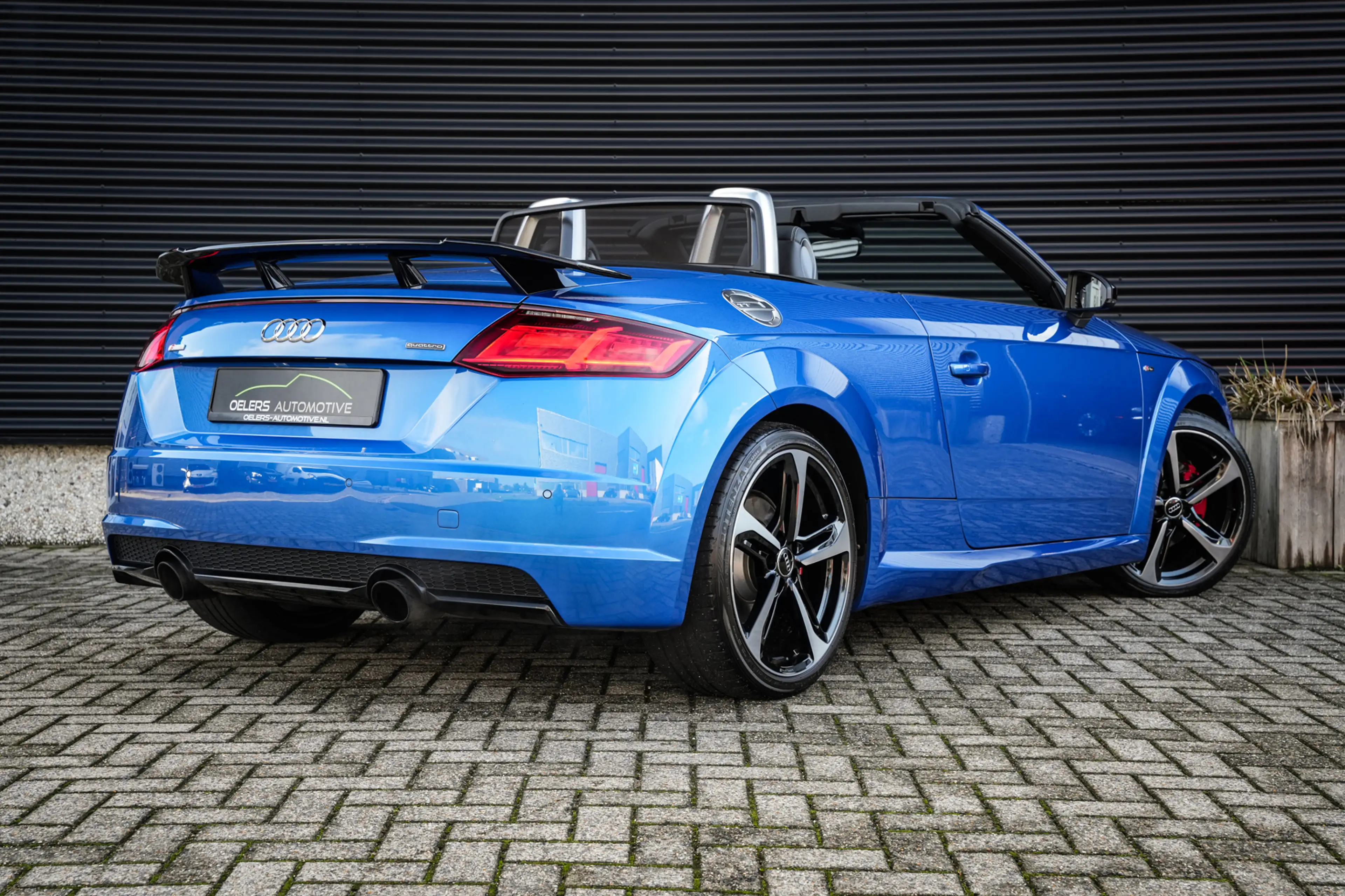 Audi TT Roadster 2.0 TFSI Competition | Virtual Dashboard — photo 2