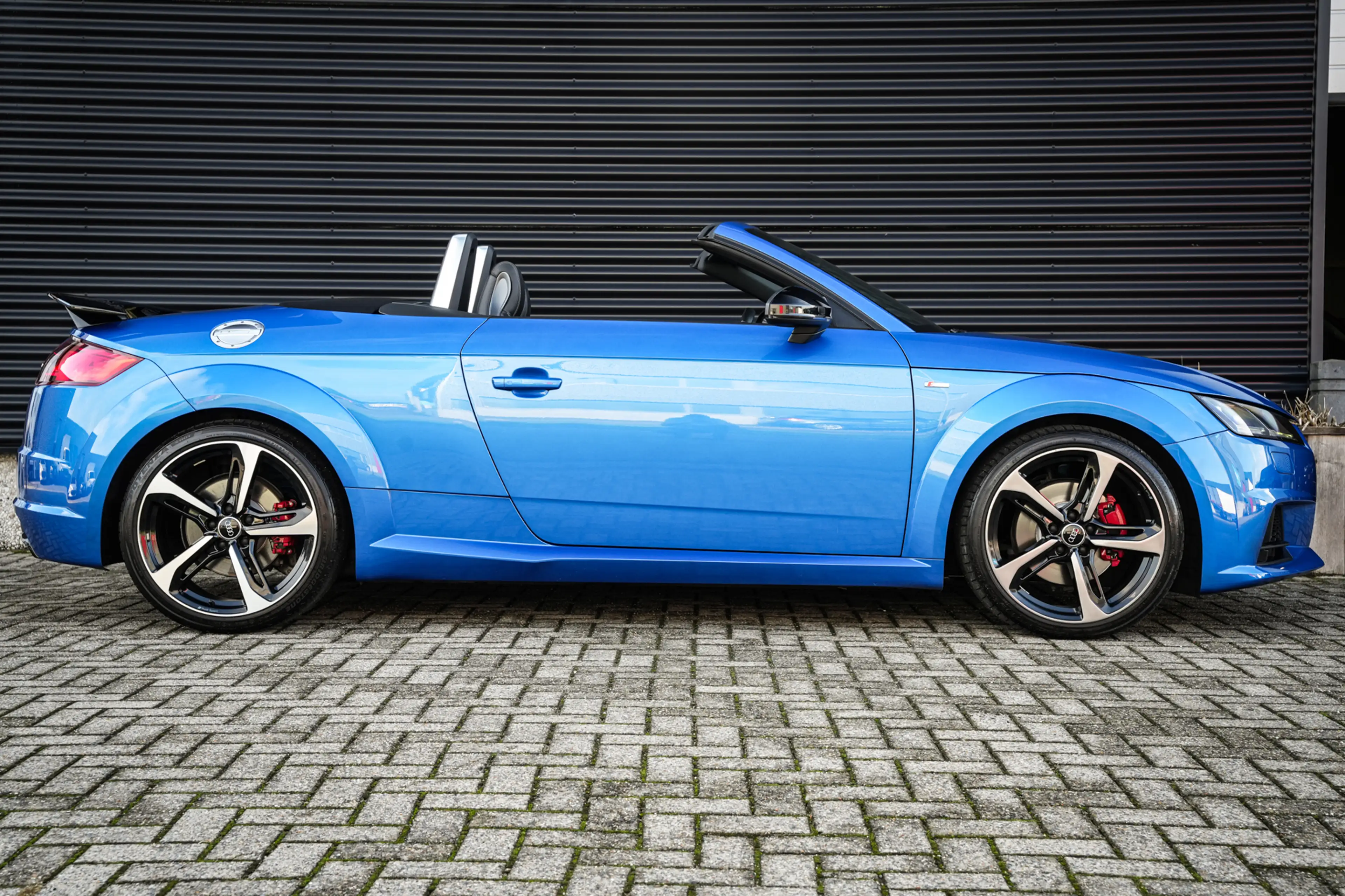 Audi TT Roadster 2.0 TFSI Competition | Virtual Dashboard — photo 17
