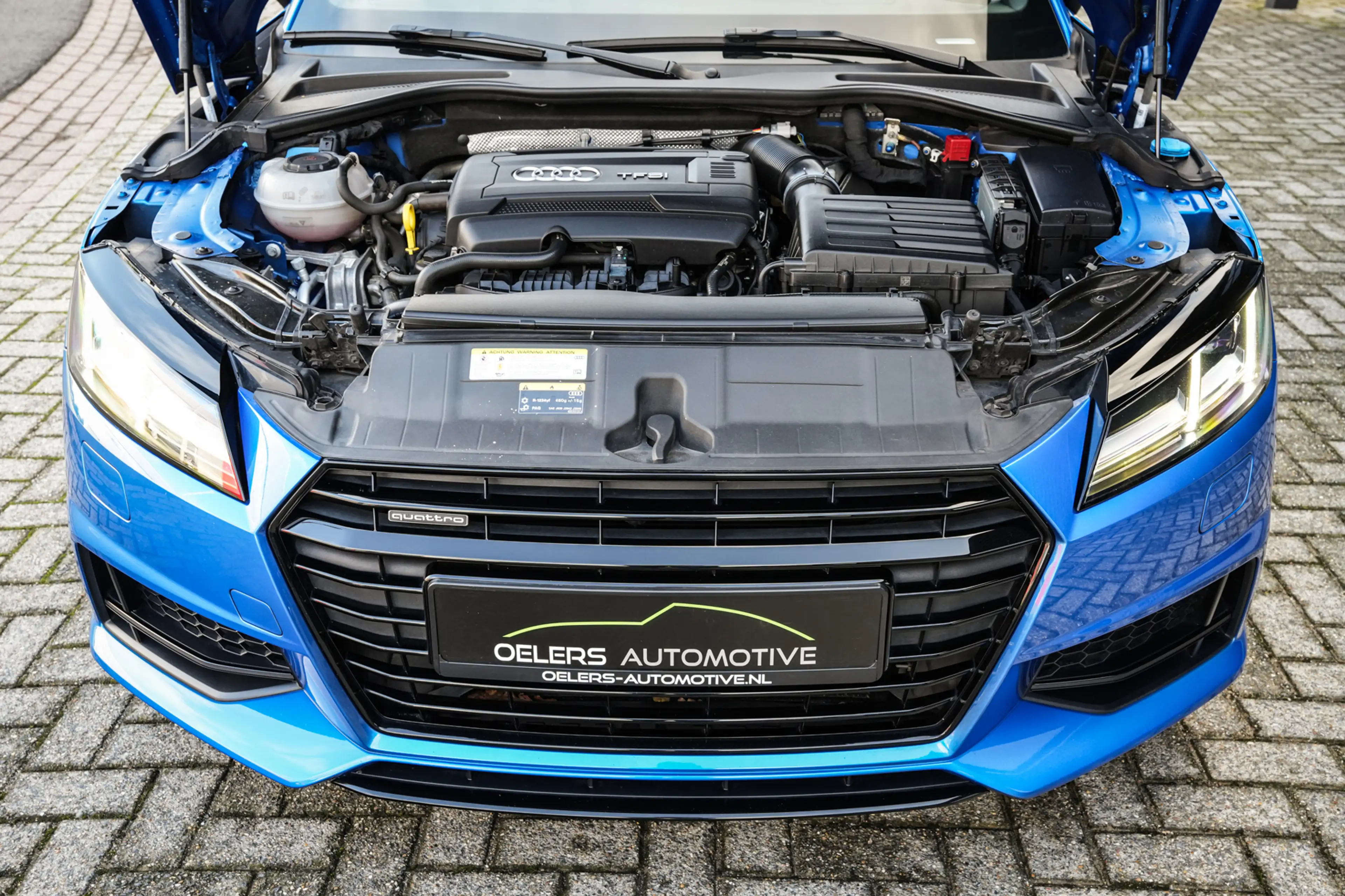 Audi TT Roadster 2.0 TFSI Competition | Virtual Dashboard — photo 37