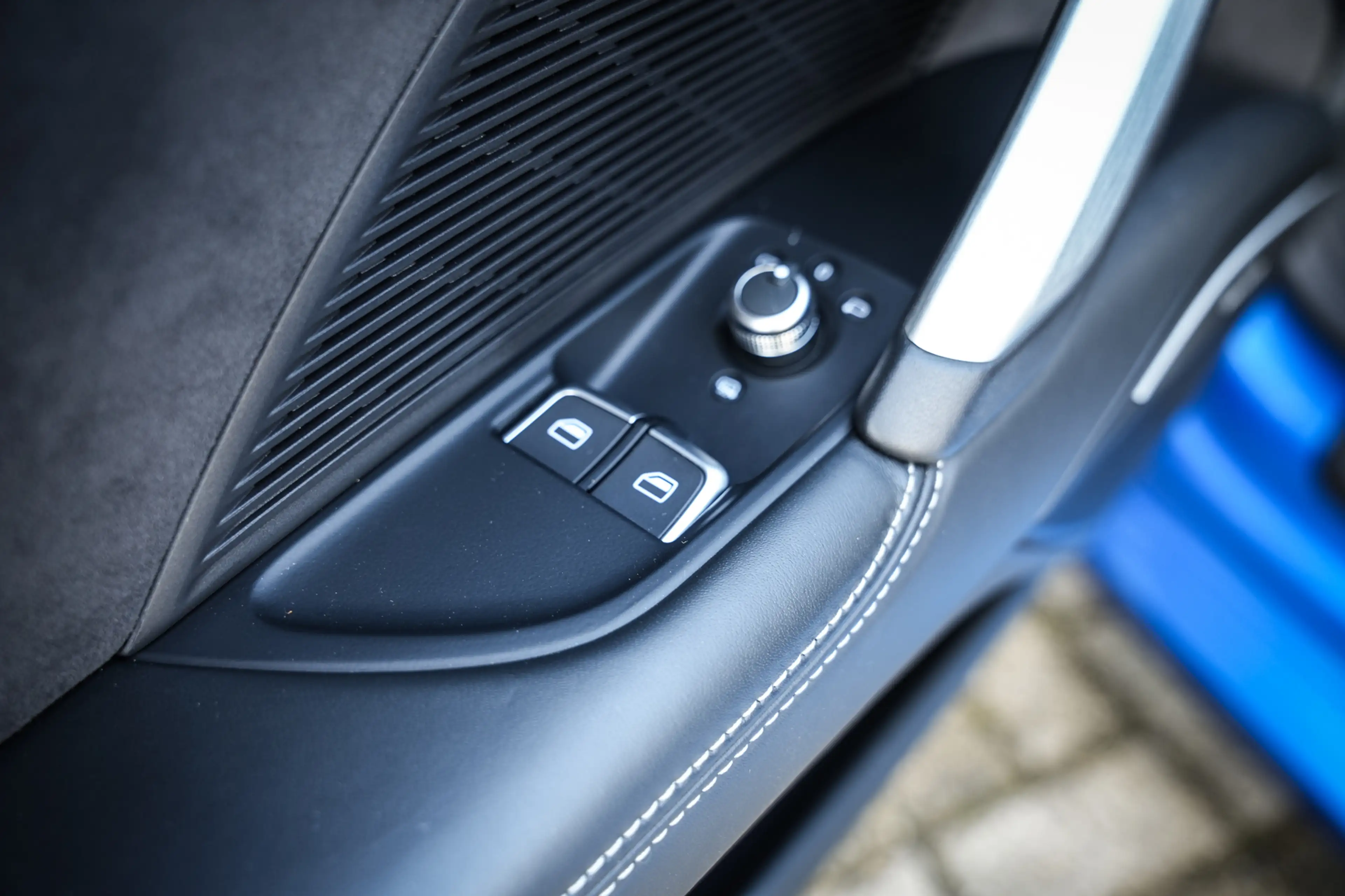 Audi TT Roadster 2.0 TFSI Competition | Virtual Dashboard — photo 32