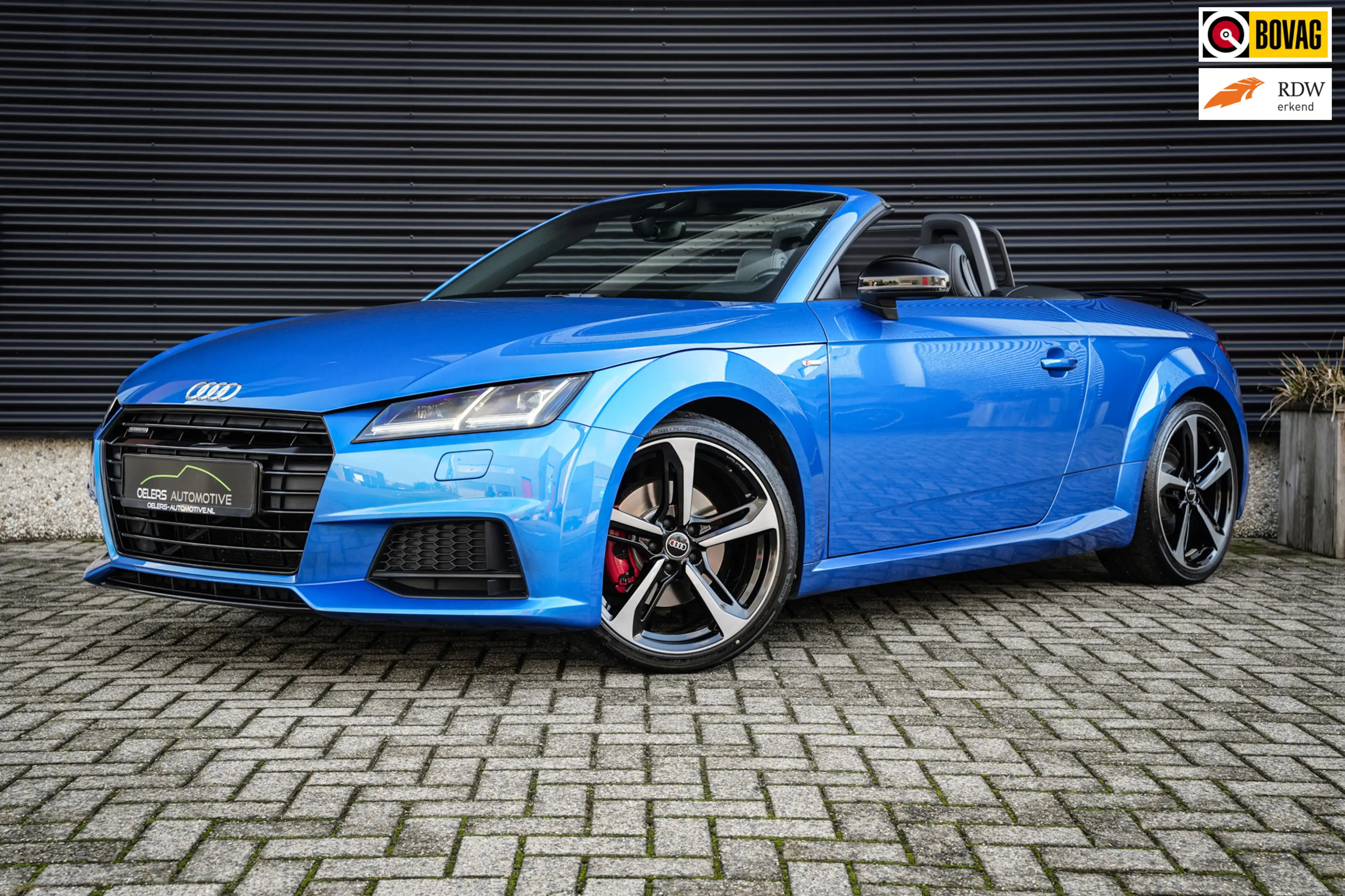 Audi TT Roadster 2.0 TFSI Competition | Virtual Dashboard